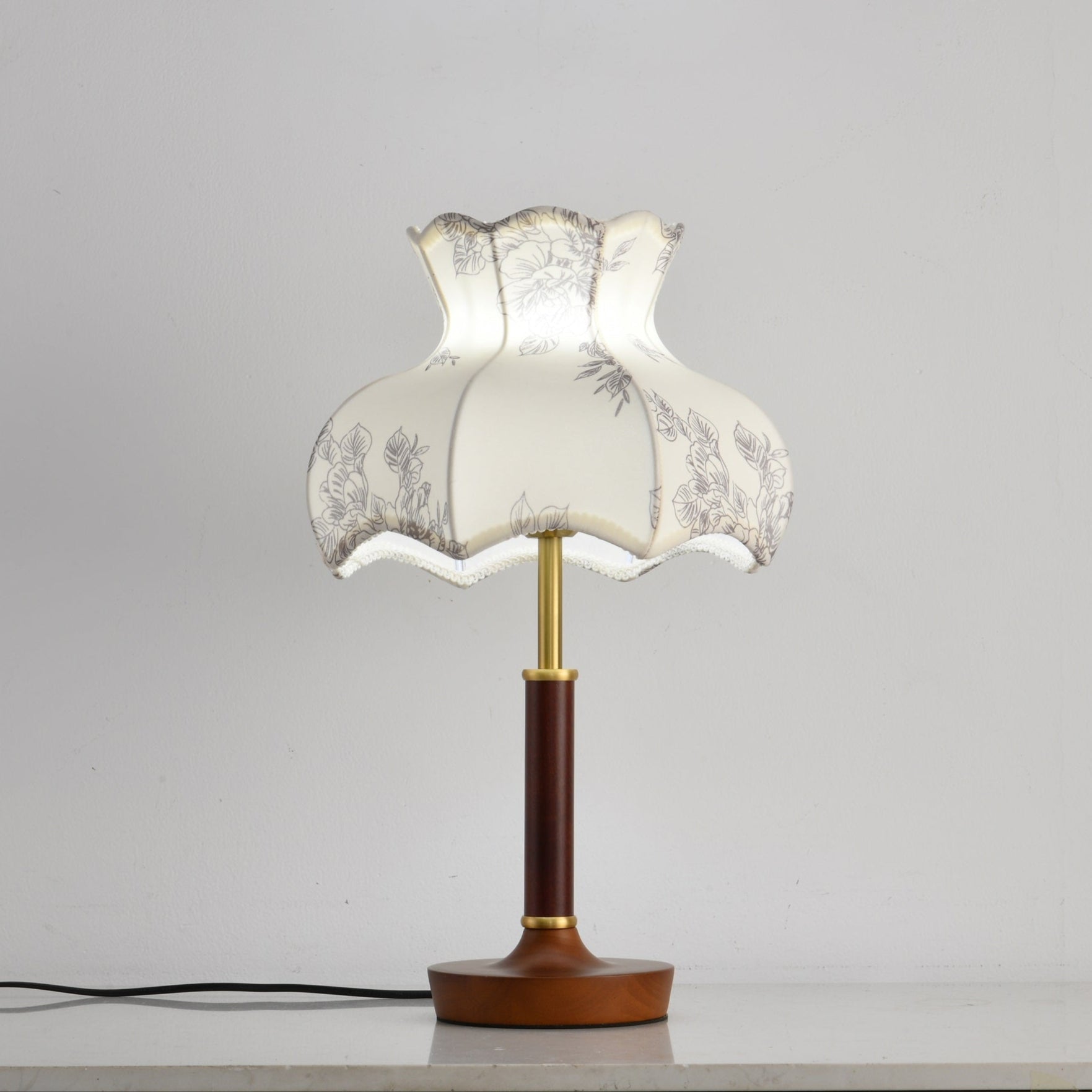 Naomi Vintage Metal Table Lamp - Blowlighting