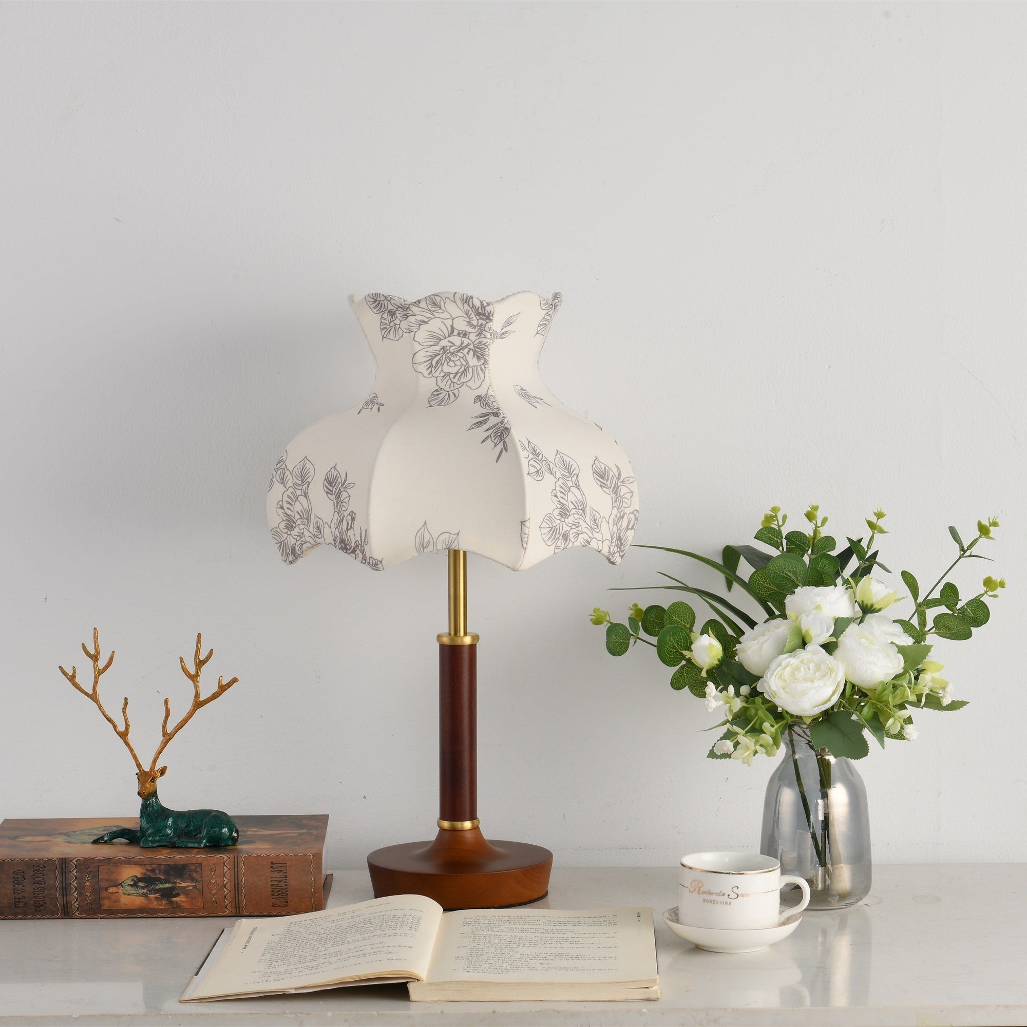 Naomi Vintage Metal Table Lamp - Blowlighting