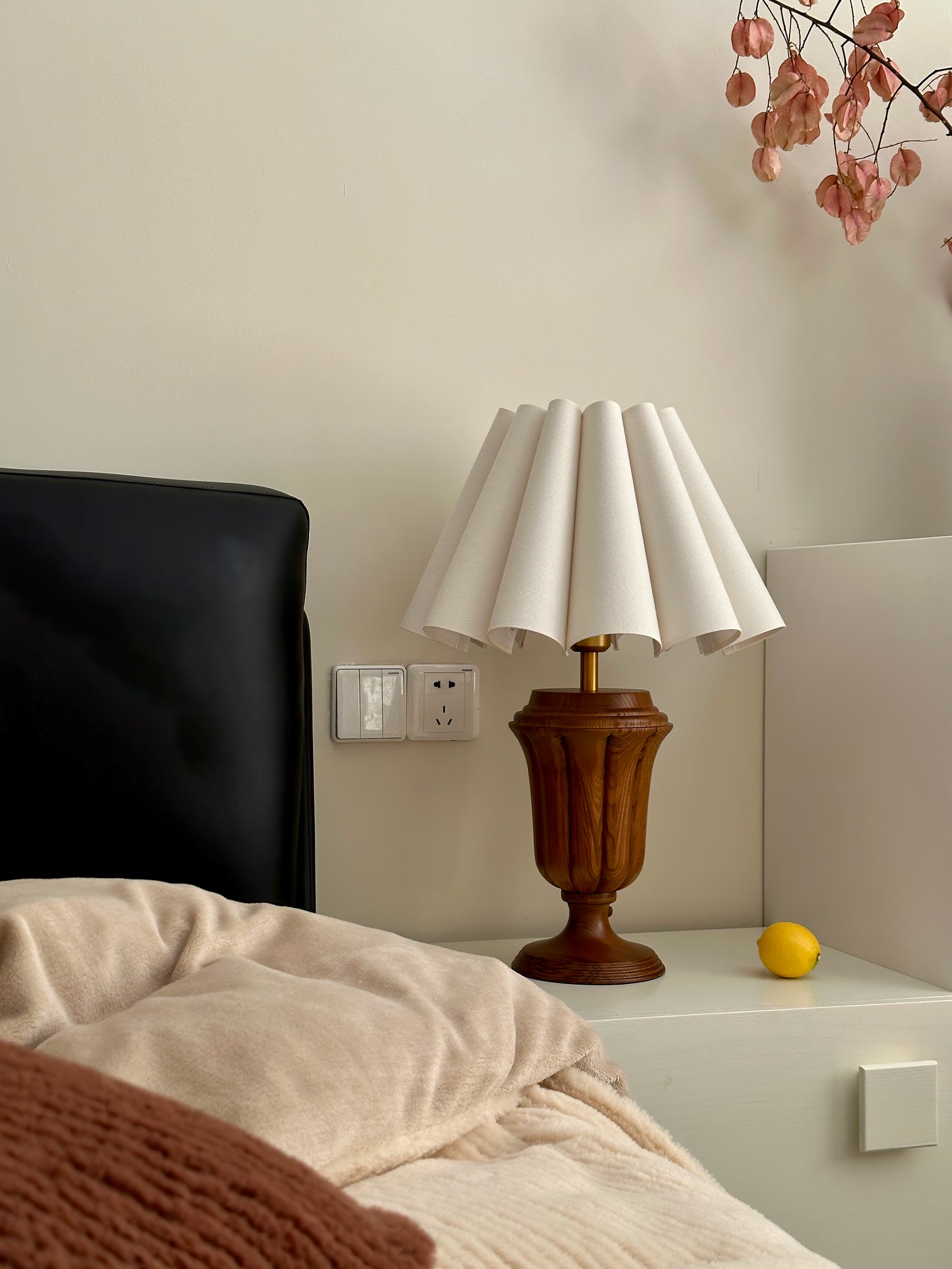 Florence Tulip Table Lamp - Blowlighting