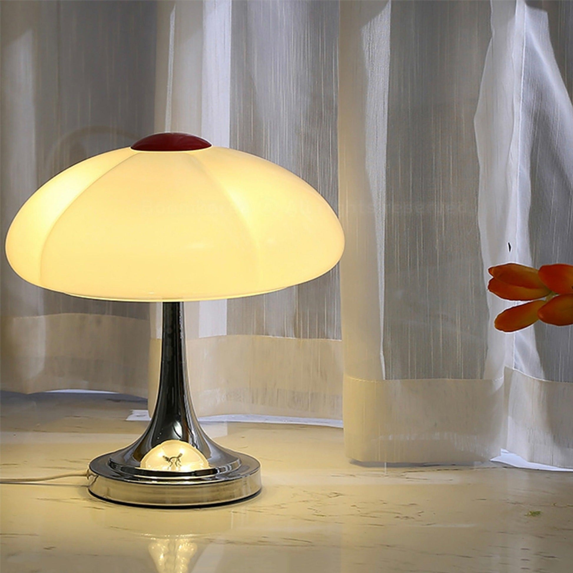 Flower Petal Table Lamp - Blowlighting