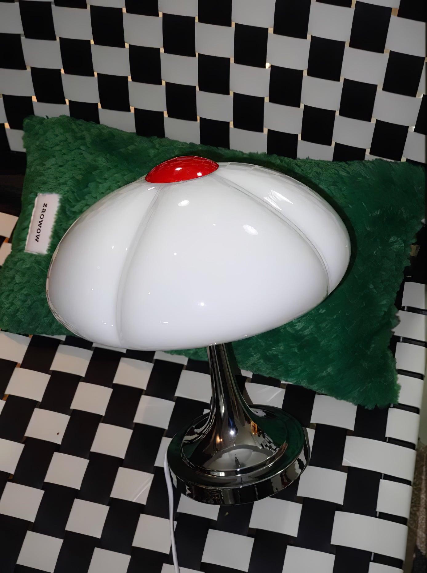 Flower Petal Table Lamp - Blowlighting