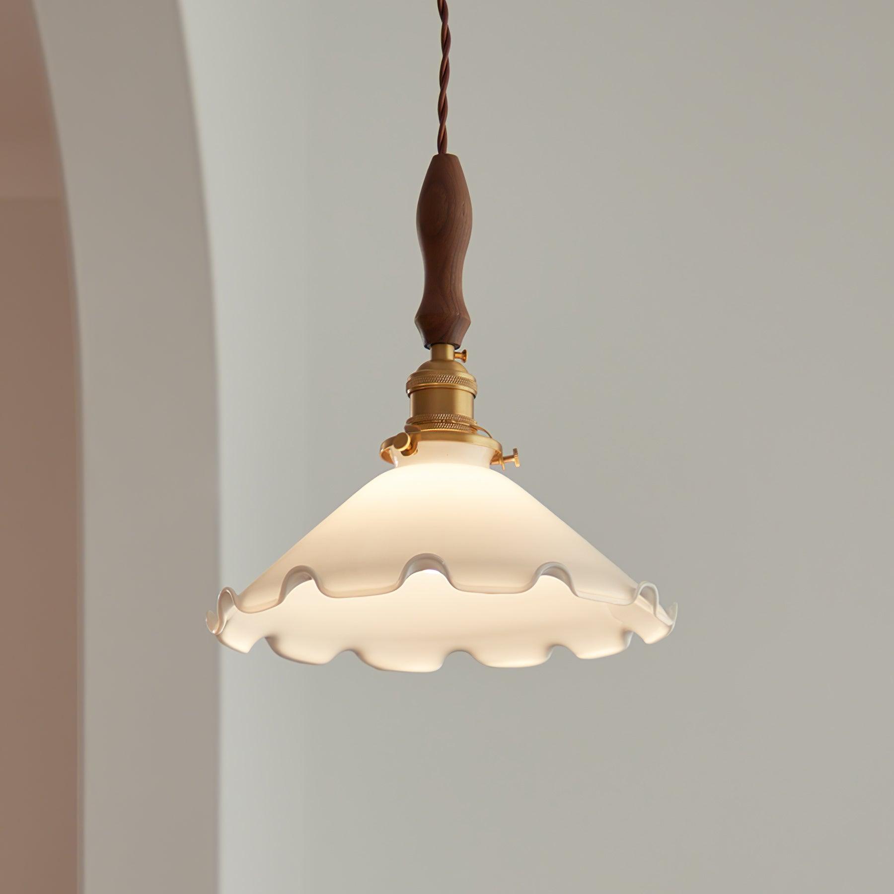 Flower Petals Pendant Lamp - Blowlighting