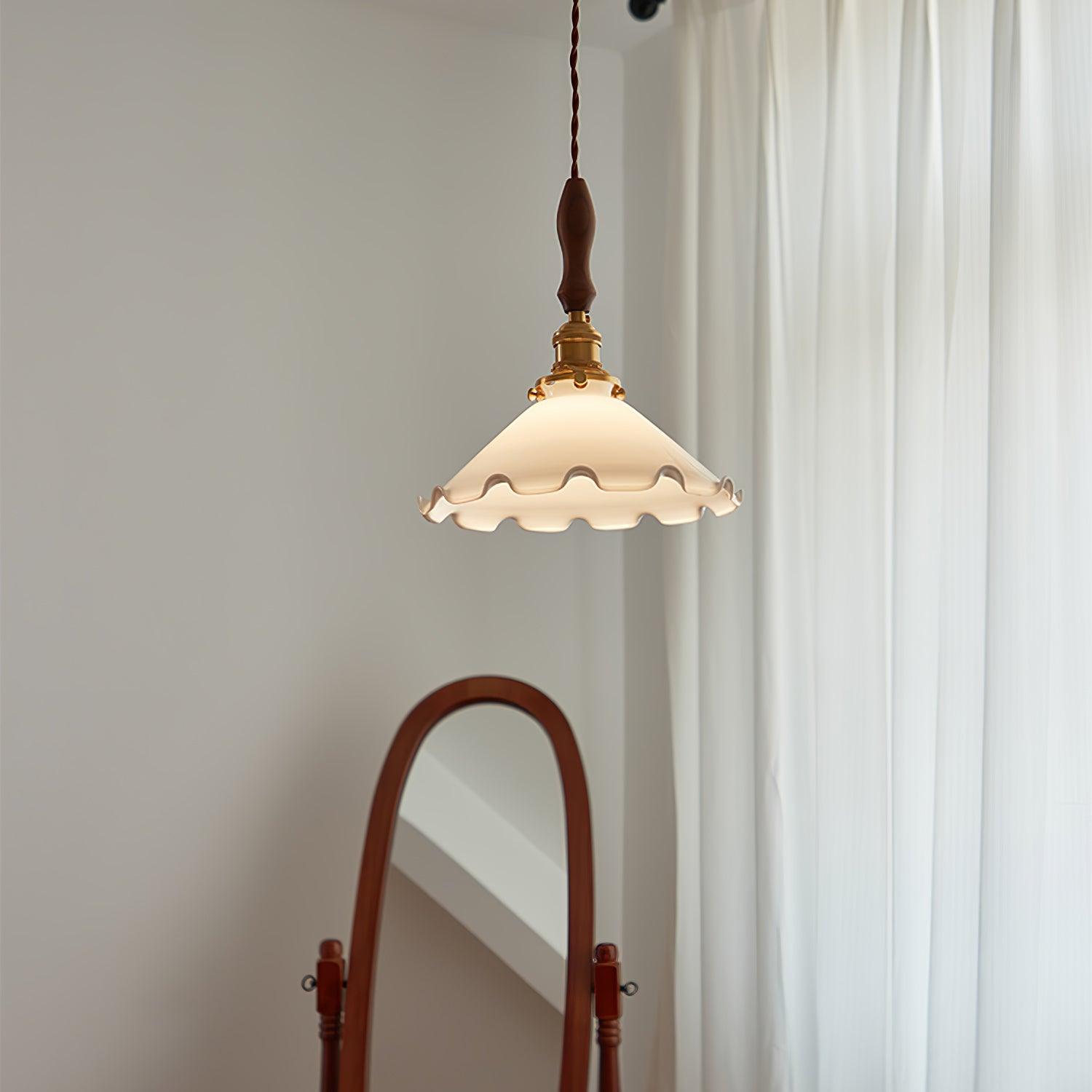 Flower Petals Pendant Lamp - Blowlighting