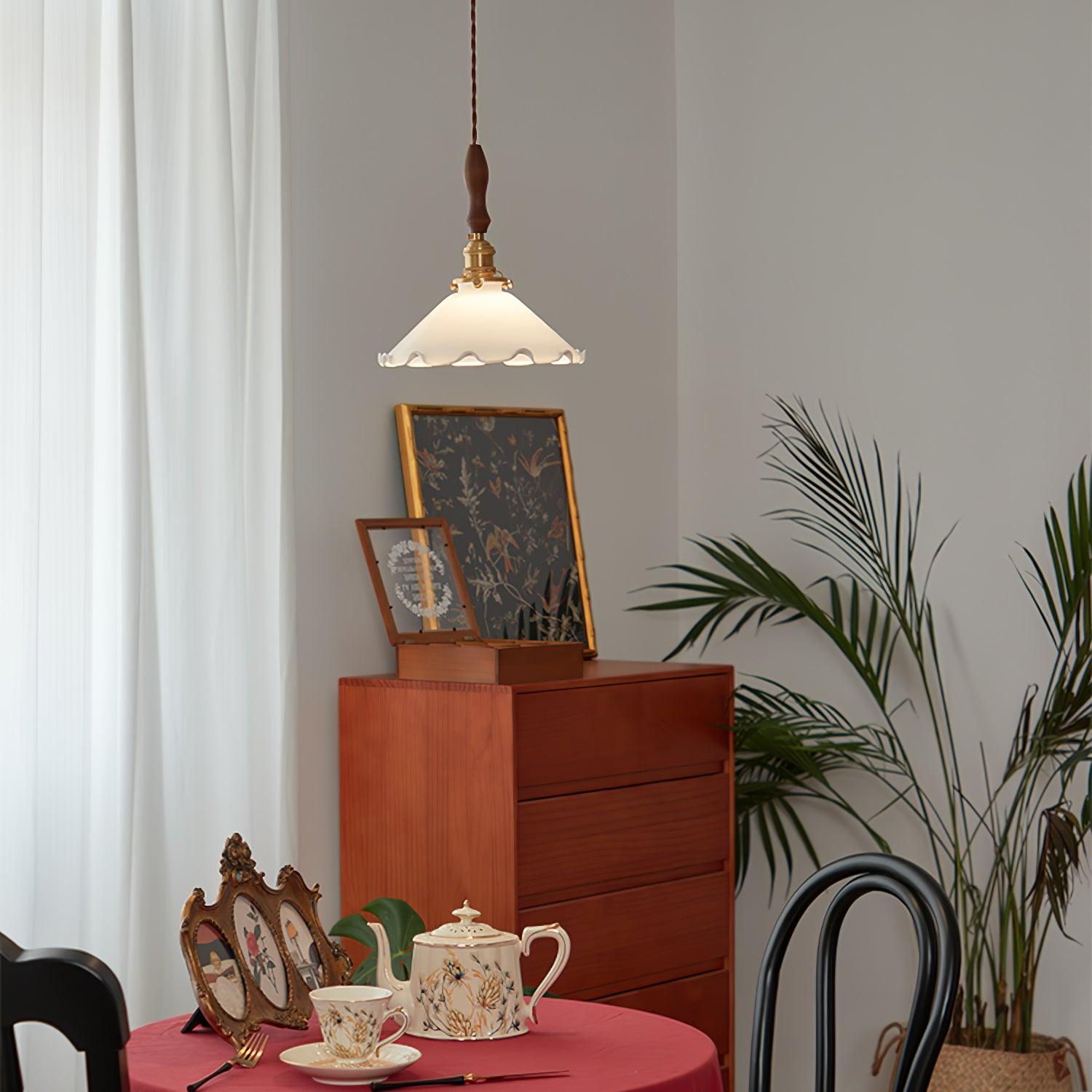 Flower Petals Pendant Lamp - Blowlighting