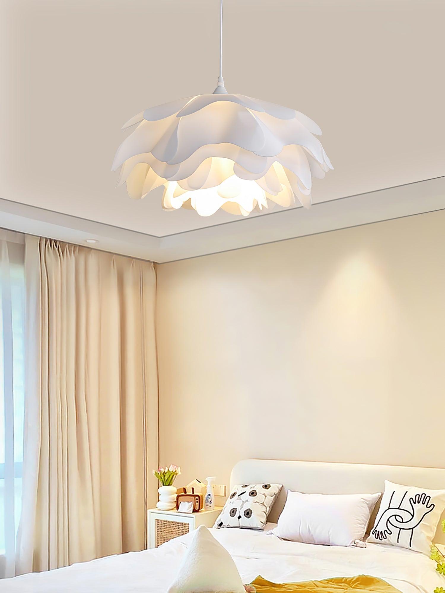Flower Shaped White Pendant Lamp - Blowlighting