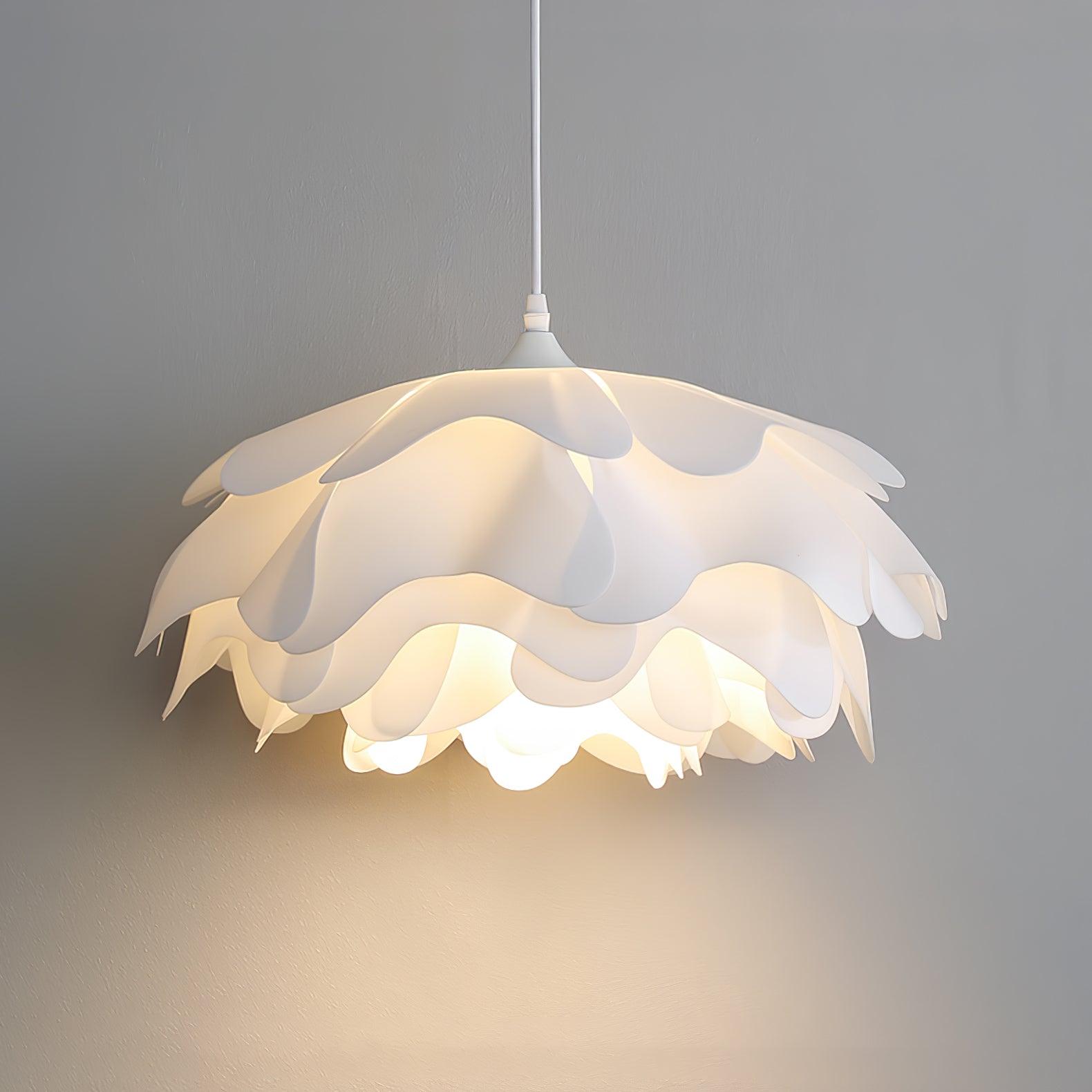 Flower Shaped White Pendant Lamp - Blowlighting
