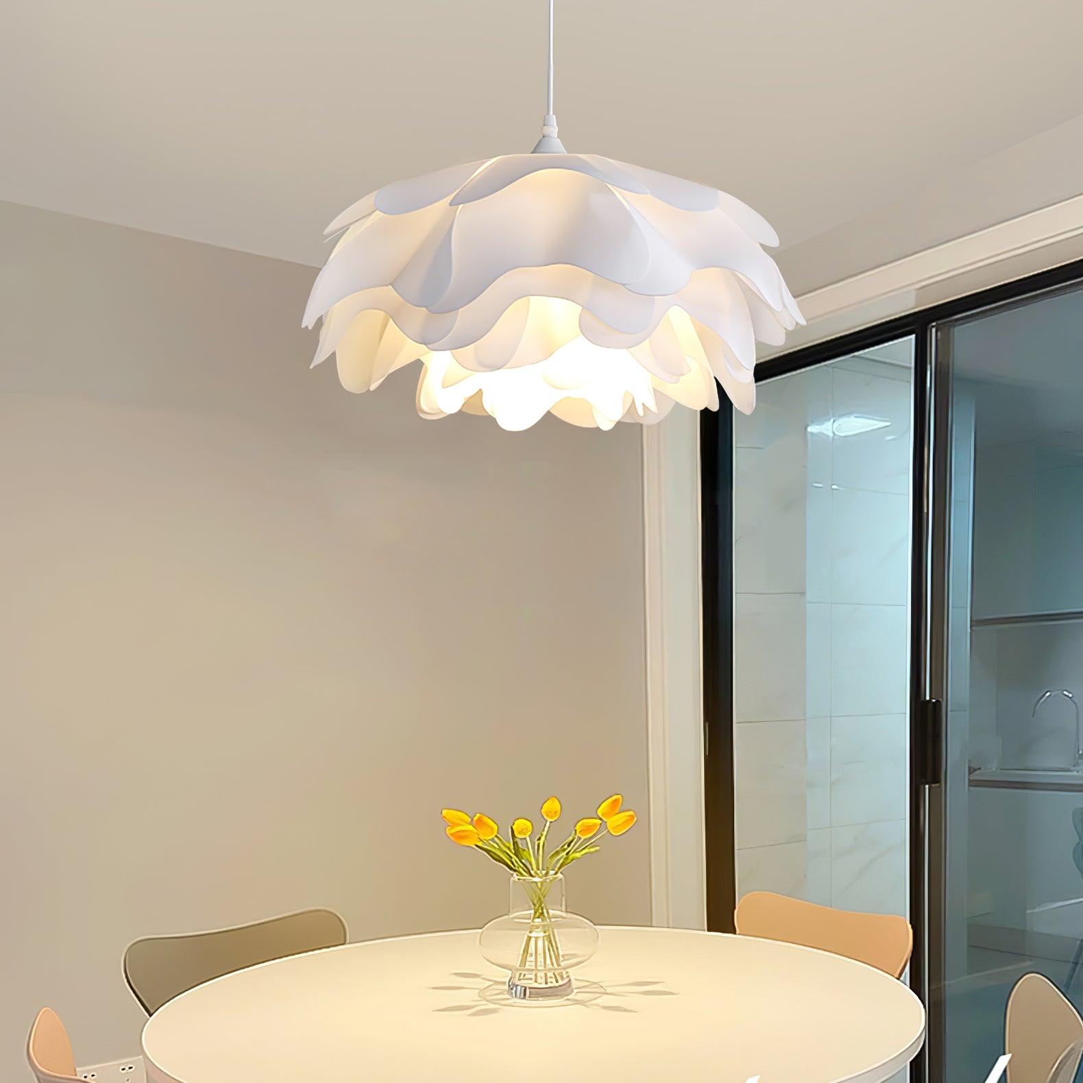 Flower Shaped White Pendant Lamp - Blowlighting