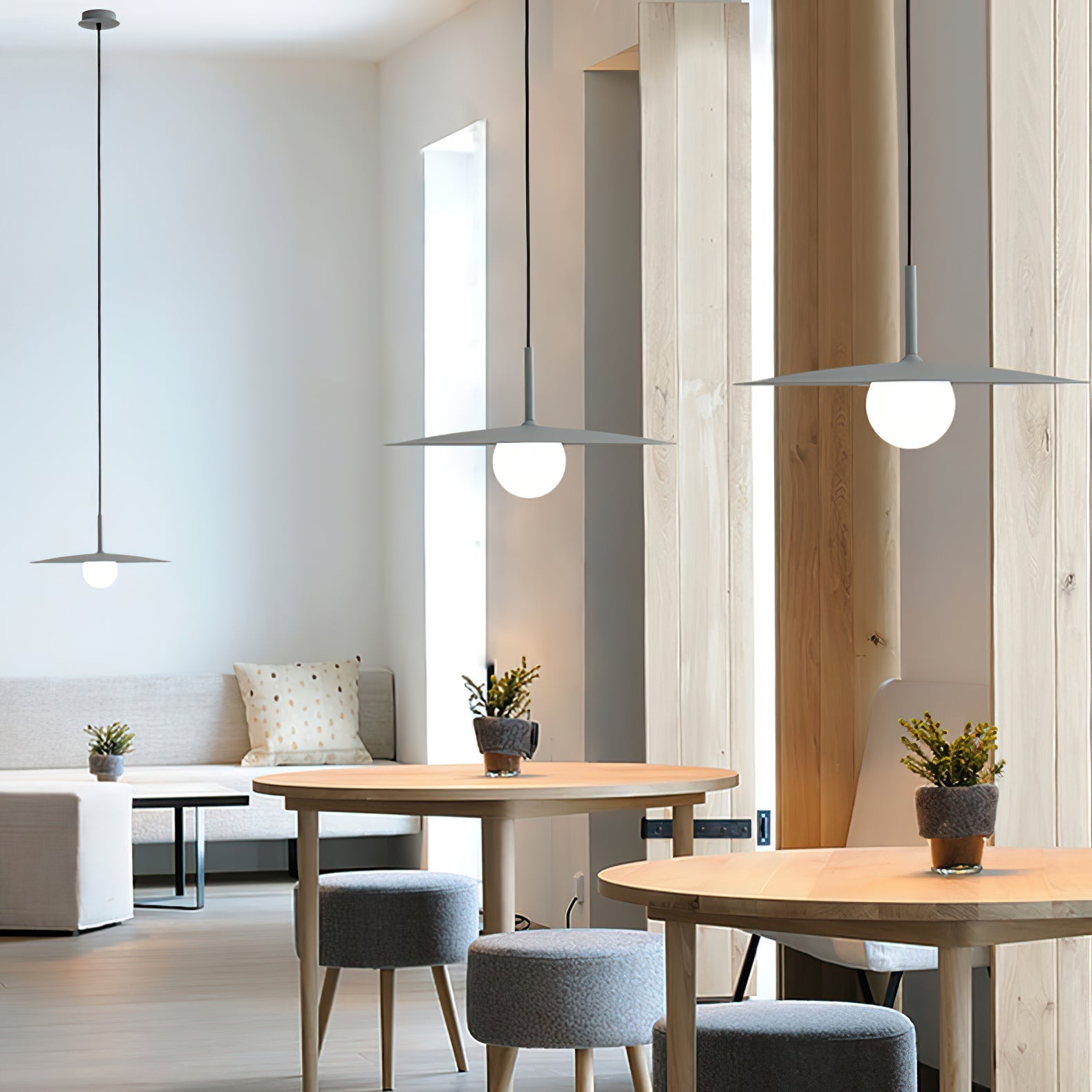 Gea Flying Saucer Pendant Lamp - Blowlighting