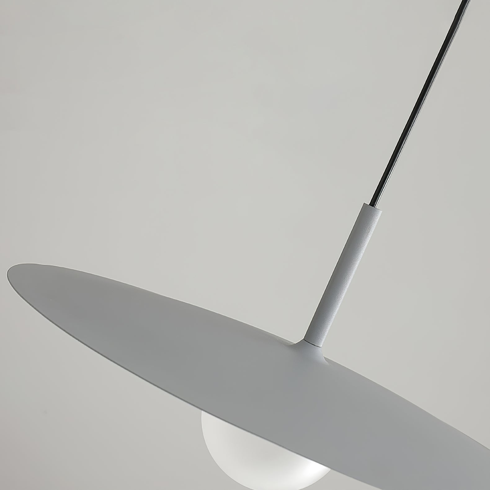 Gea Flying Saucer Pendant Lamp - Blowlighting