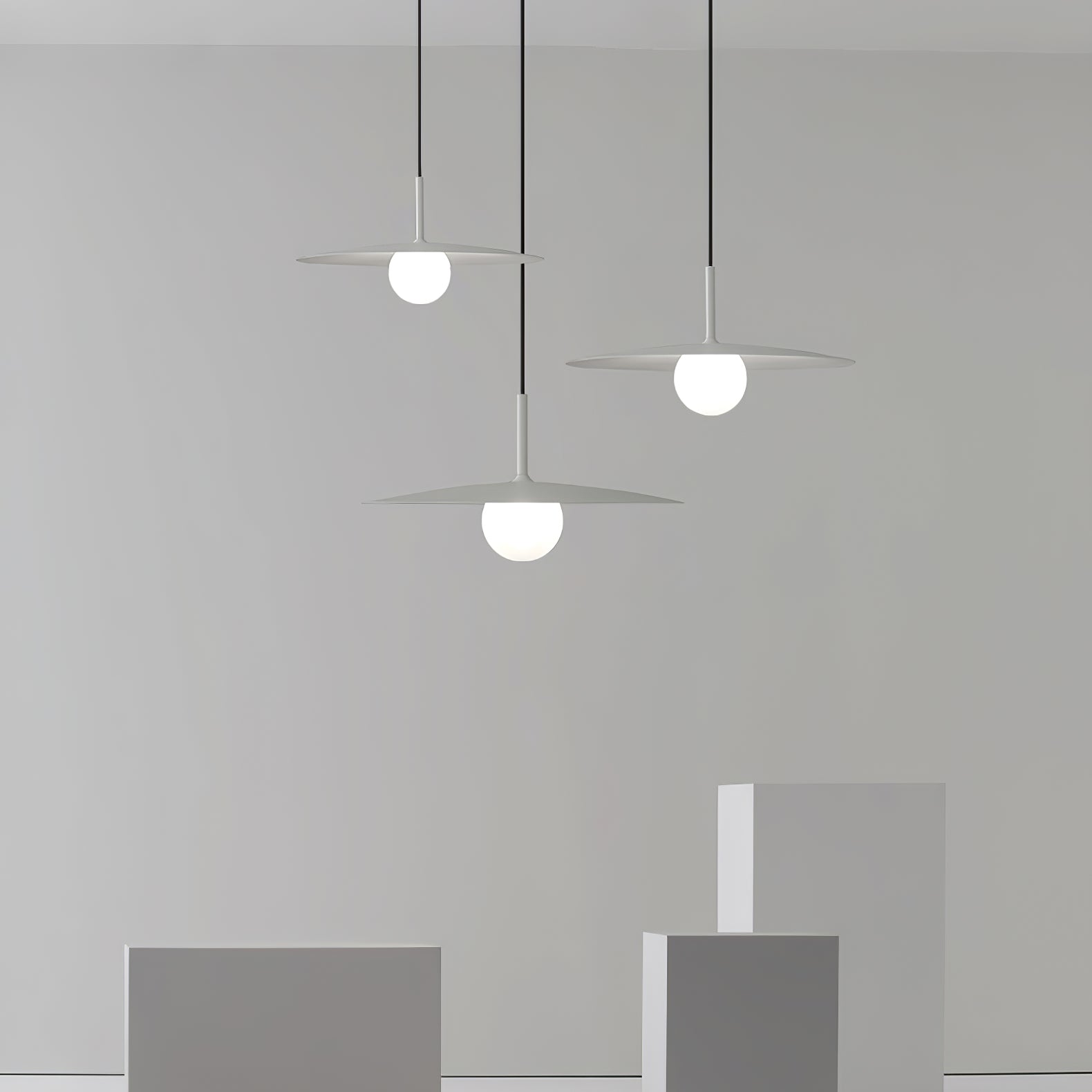 Gea Flying Saucer Pendant Lamp - Blowlighting