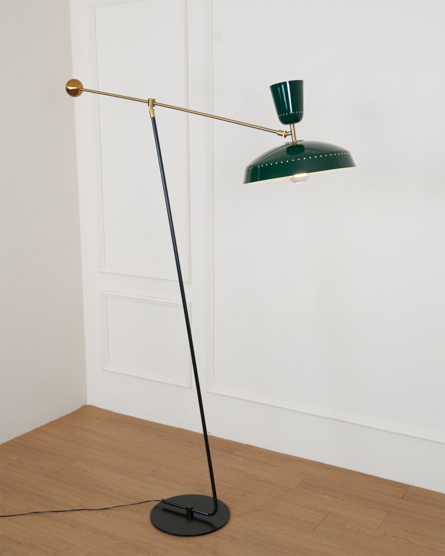 G1 Floor Lamp - Blowlighting