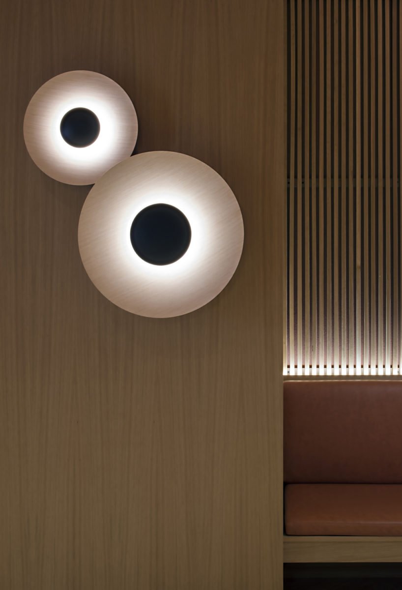 Ginger Modern Minimalist Round Metal Wall Lamp - Blowlighting