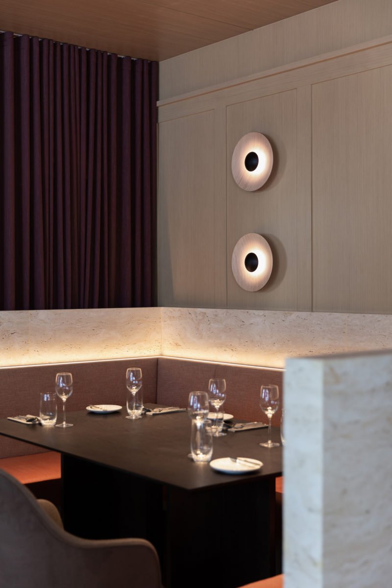 Ginger Modern Minimalist Round Metal Wall Lamp - Blowlighting