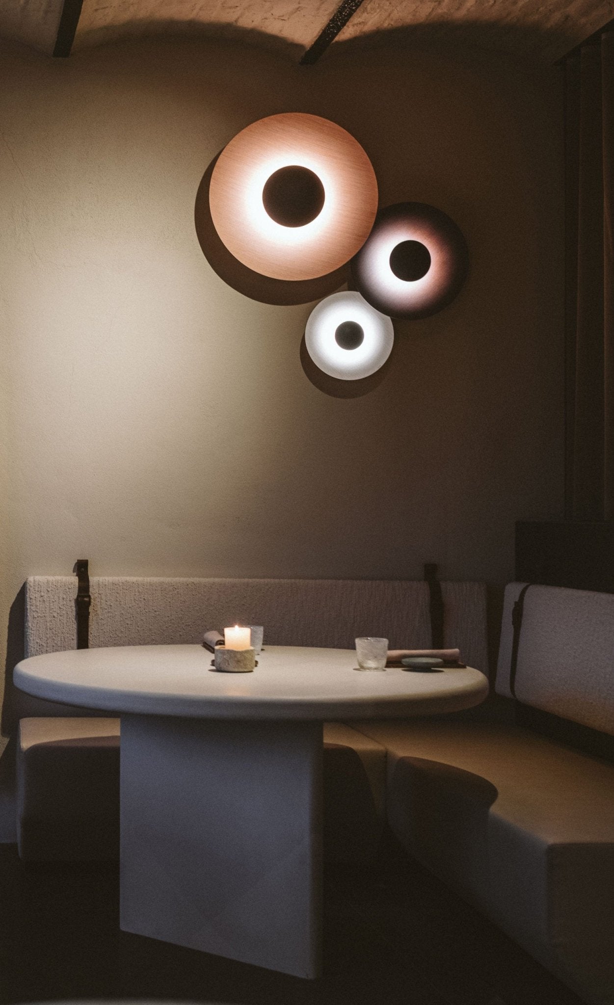 Ginger Modern Minimalist Round Metal Wall Lamp - Blowlighting