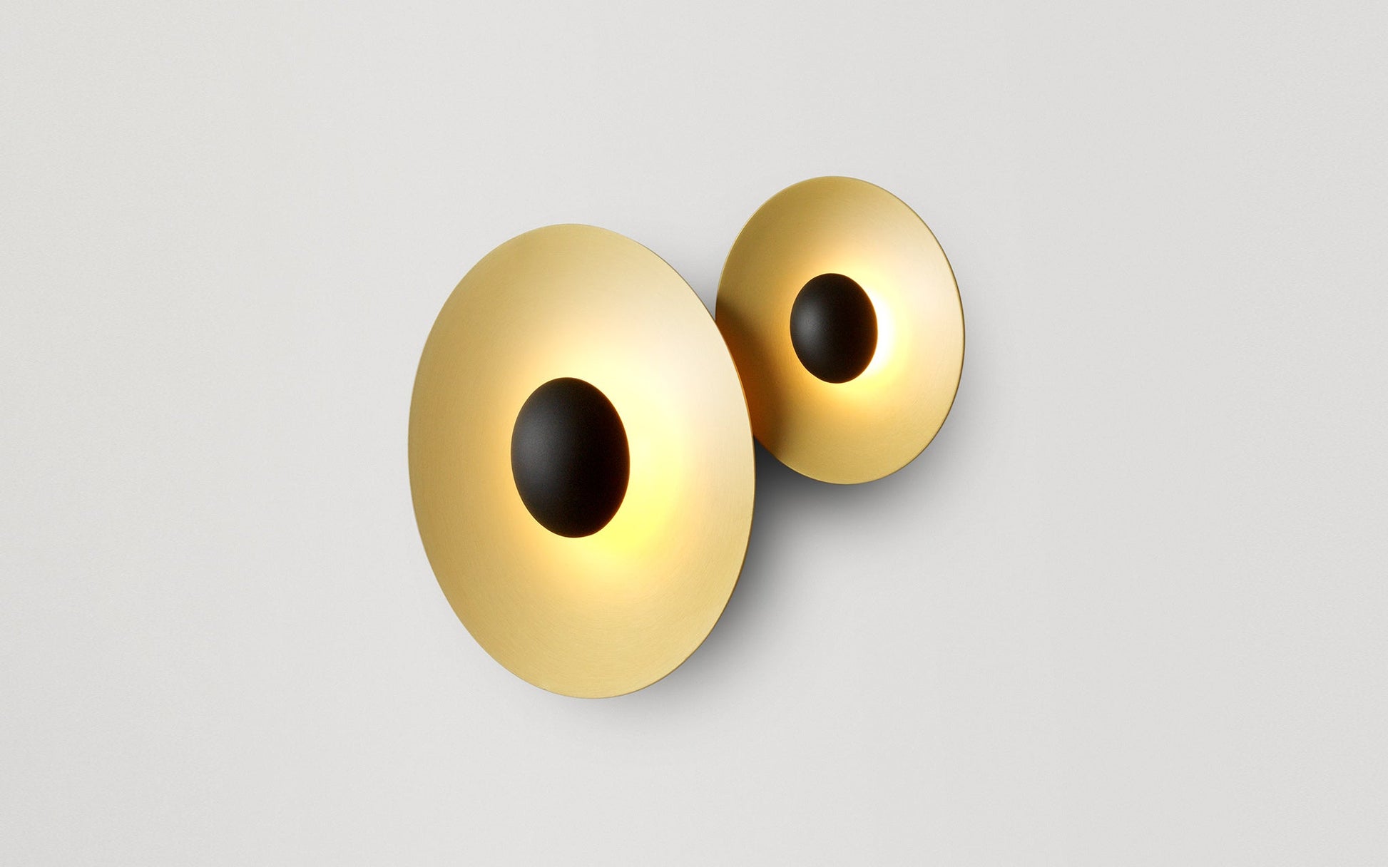 Ginger Modern Minimalist Round Metal Wall Lamp - Blowlighting