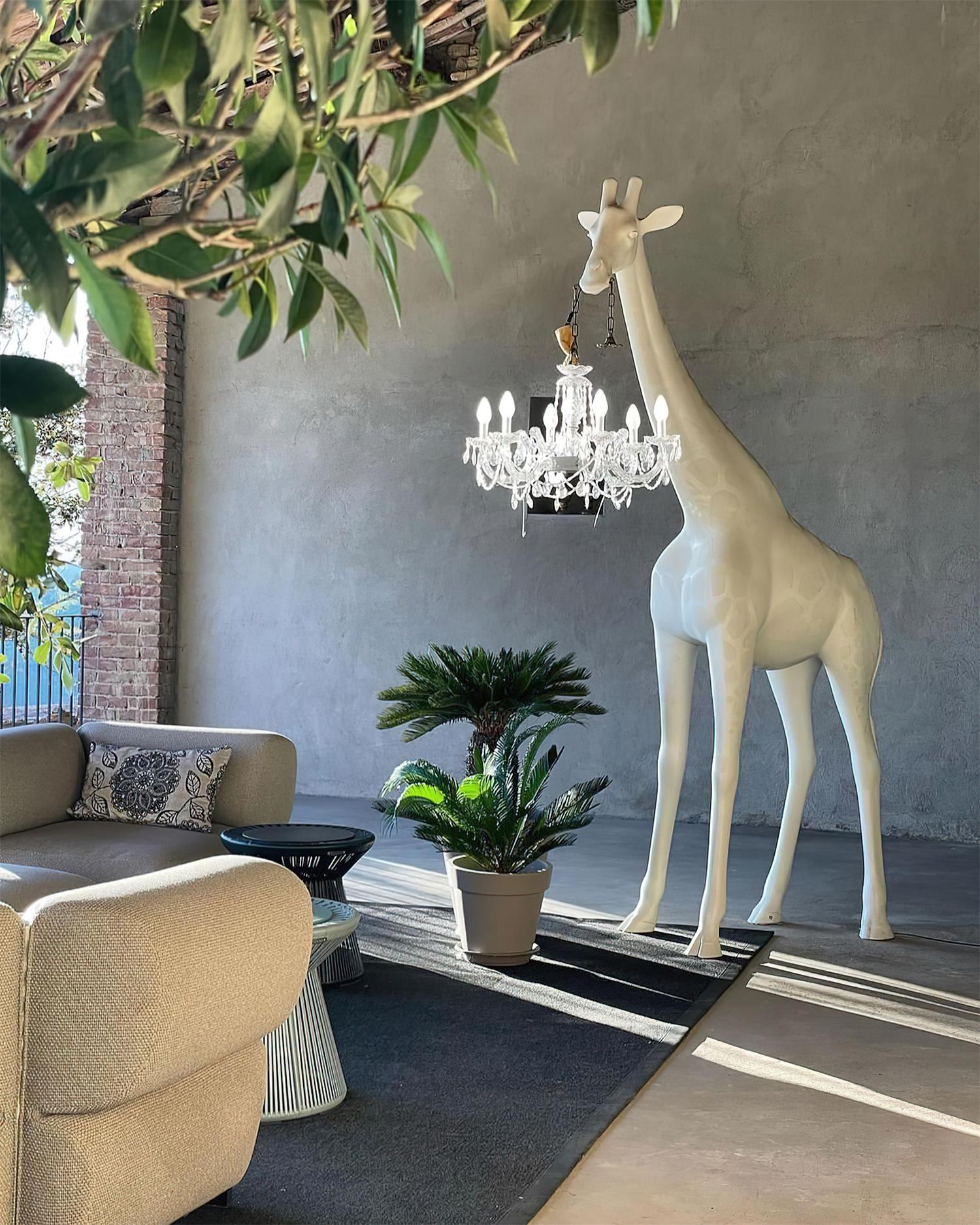 Giraffe Sculpture Floor Lamp - Blowlighting