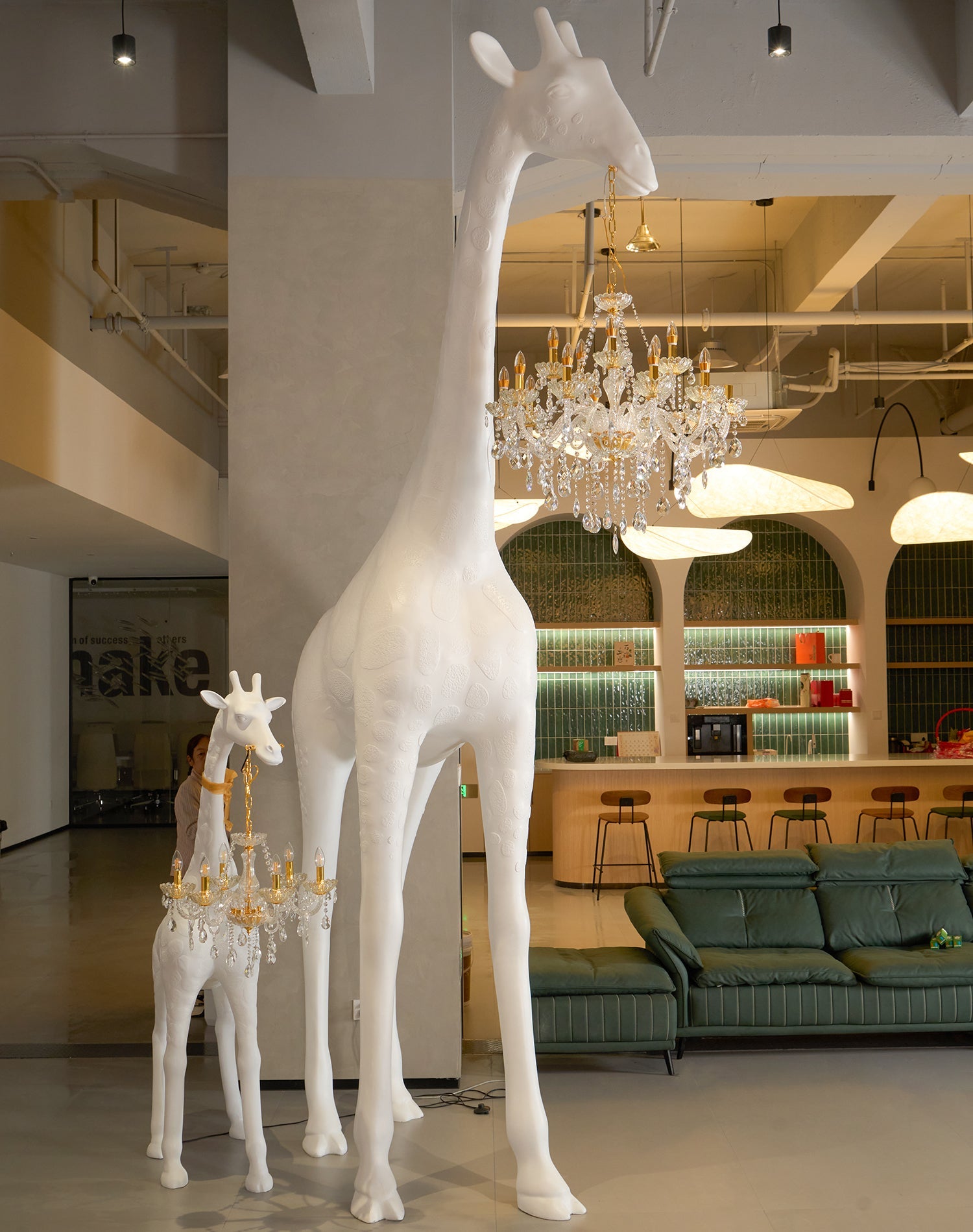 Giraffe Sculpture Floor Lamp - Blowlighting