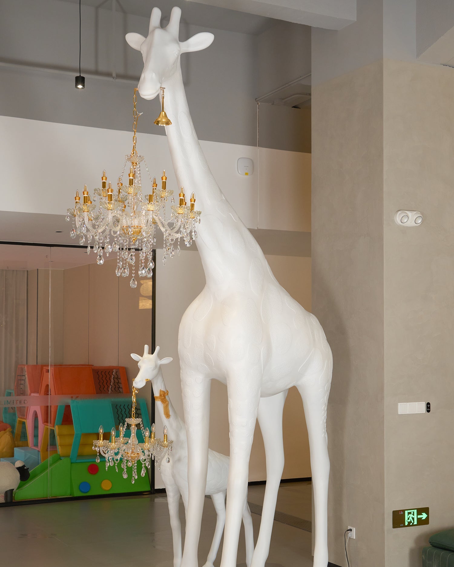 Giraffe Sculpture Floor Lamp - Blowlighting