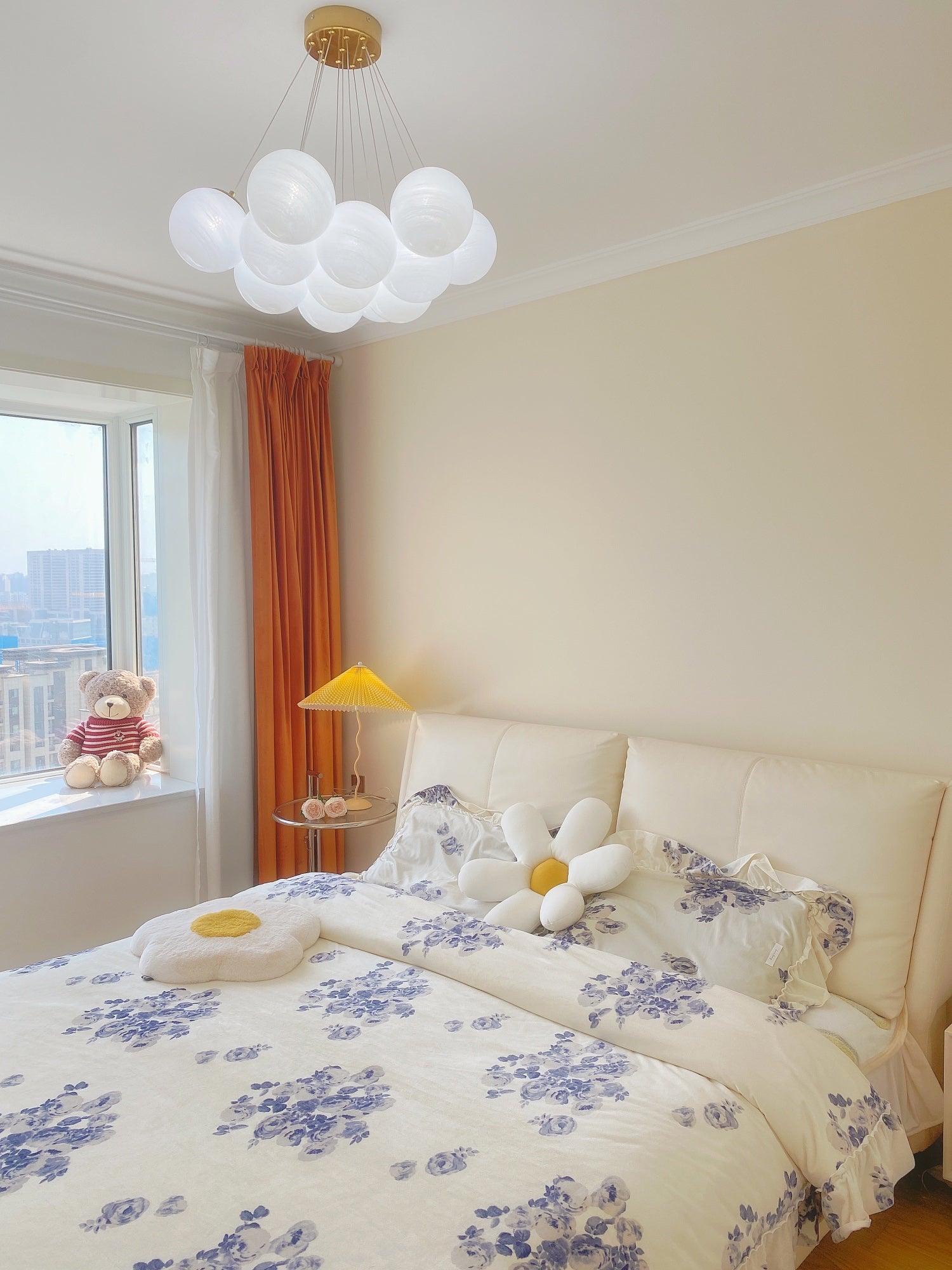 Glass Cluster Chandelier - Blowlighting