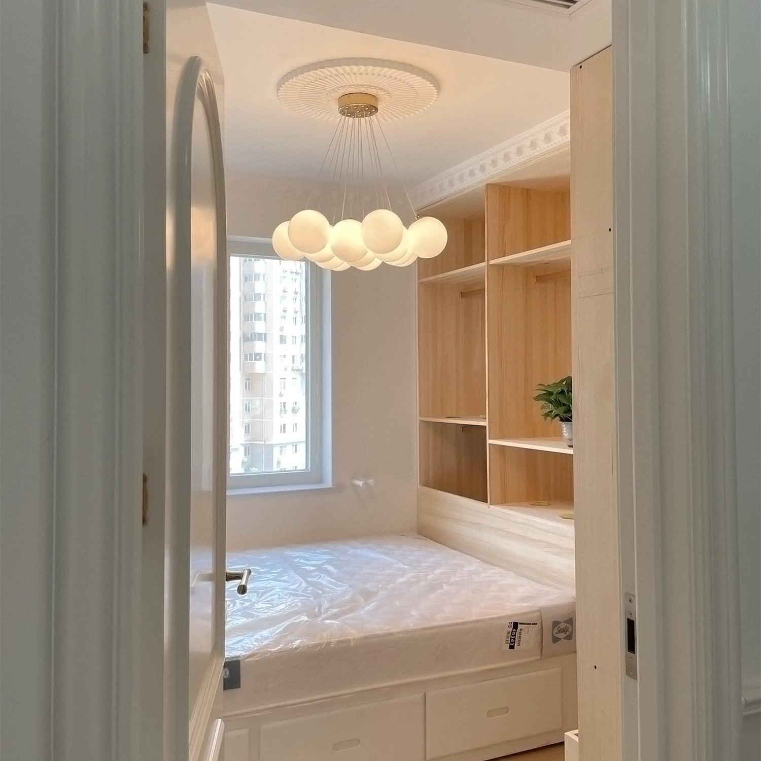 Glass Cluster Chandelier - Blowlighting