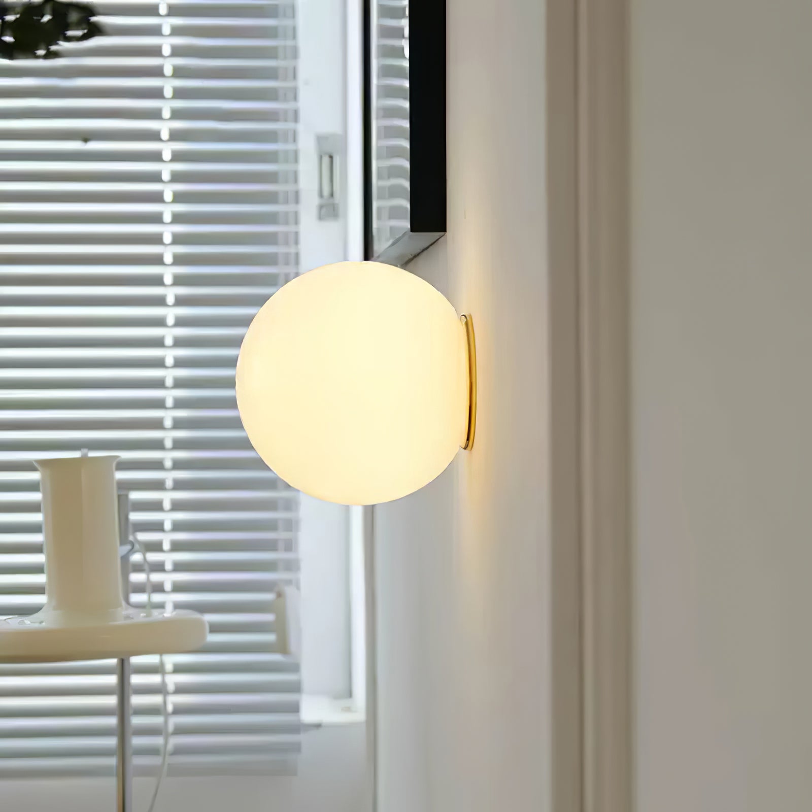 Glass Mini Orb Wall Lamp - Blowlighting