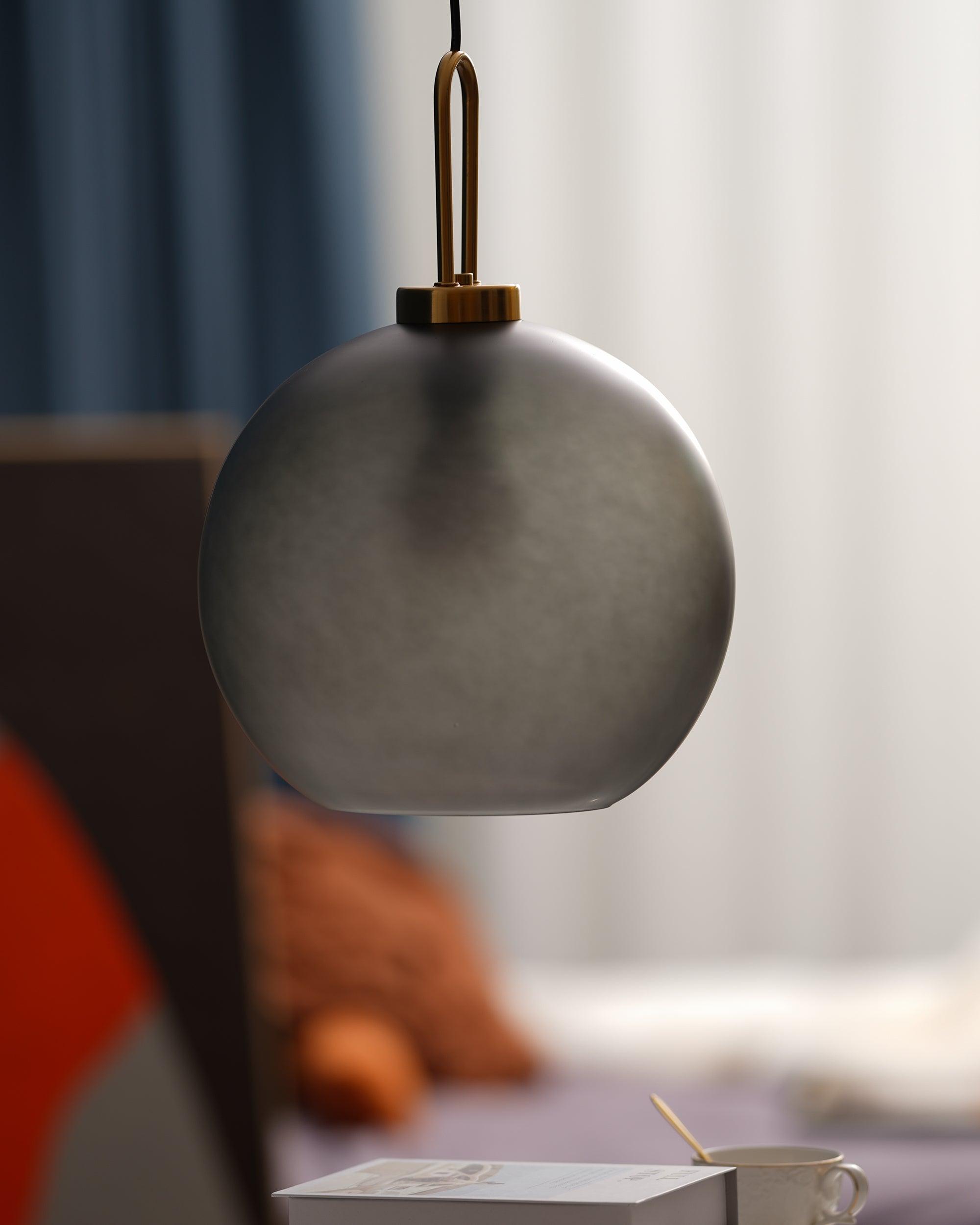 Pendulum Glass Pendant Lamp - Blowlighting