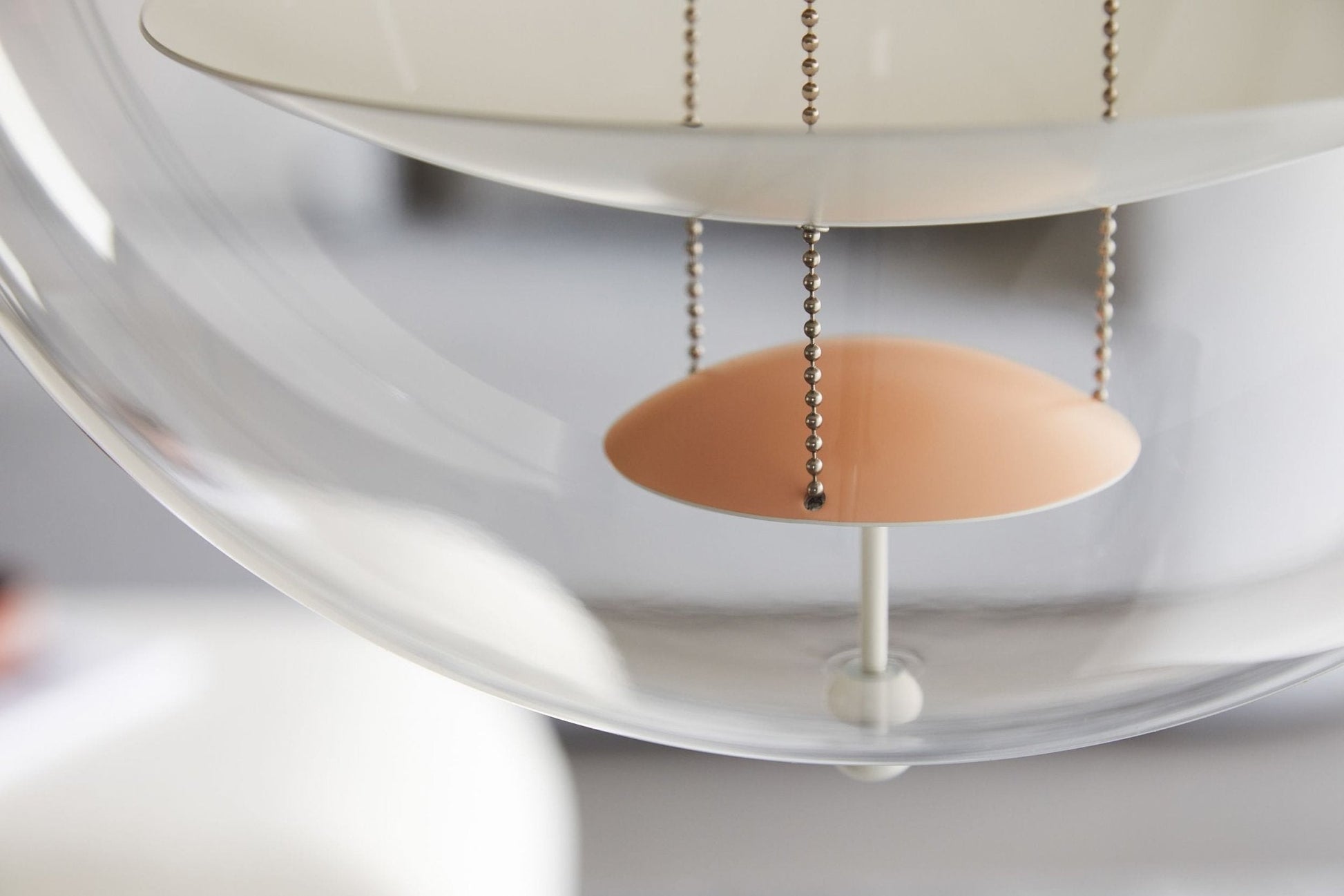 Round Sphere Pendant Lamp - Blowlighting