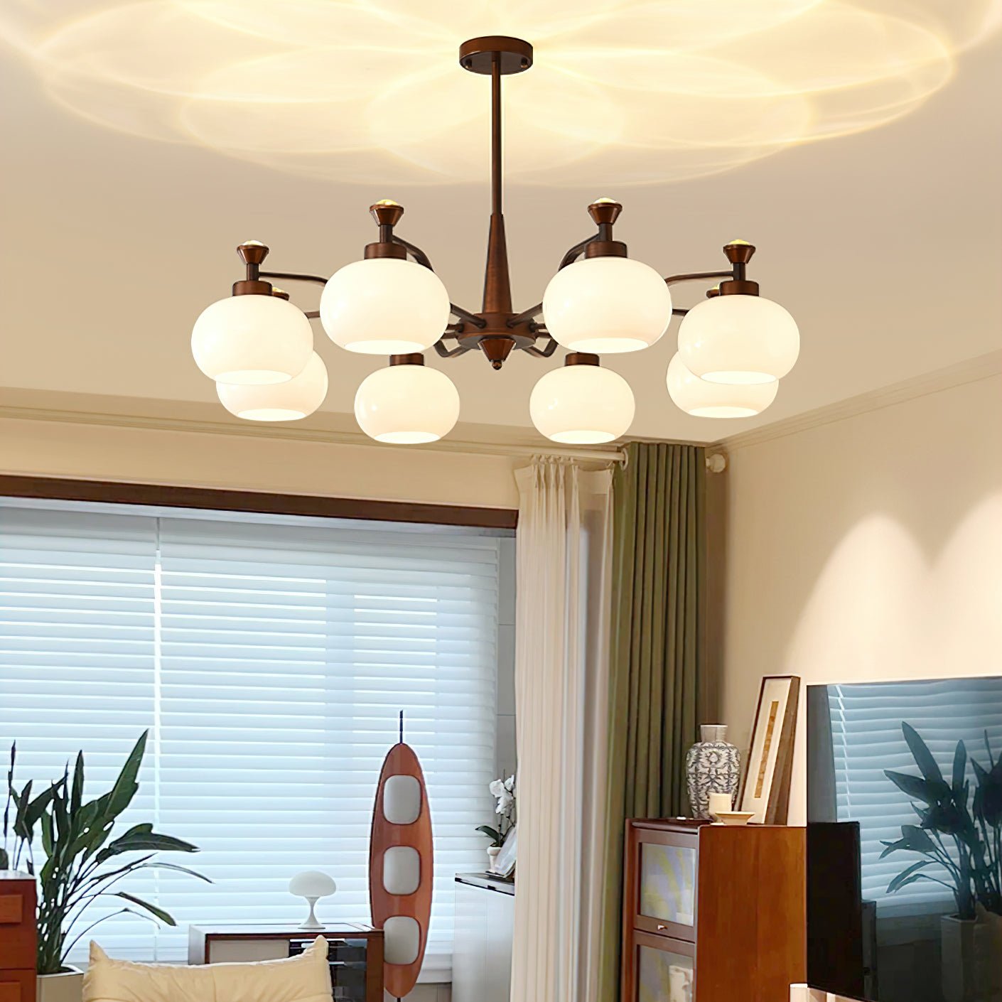 Aurora Chandelier Globe Spotlight - Blowlighting