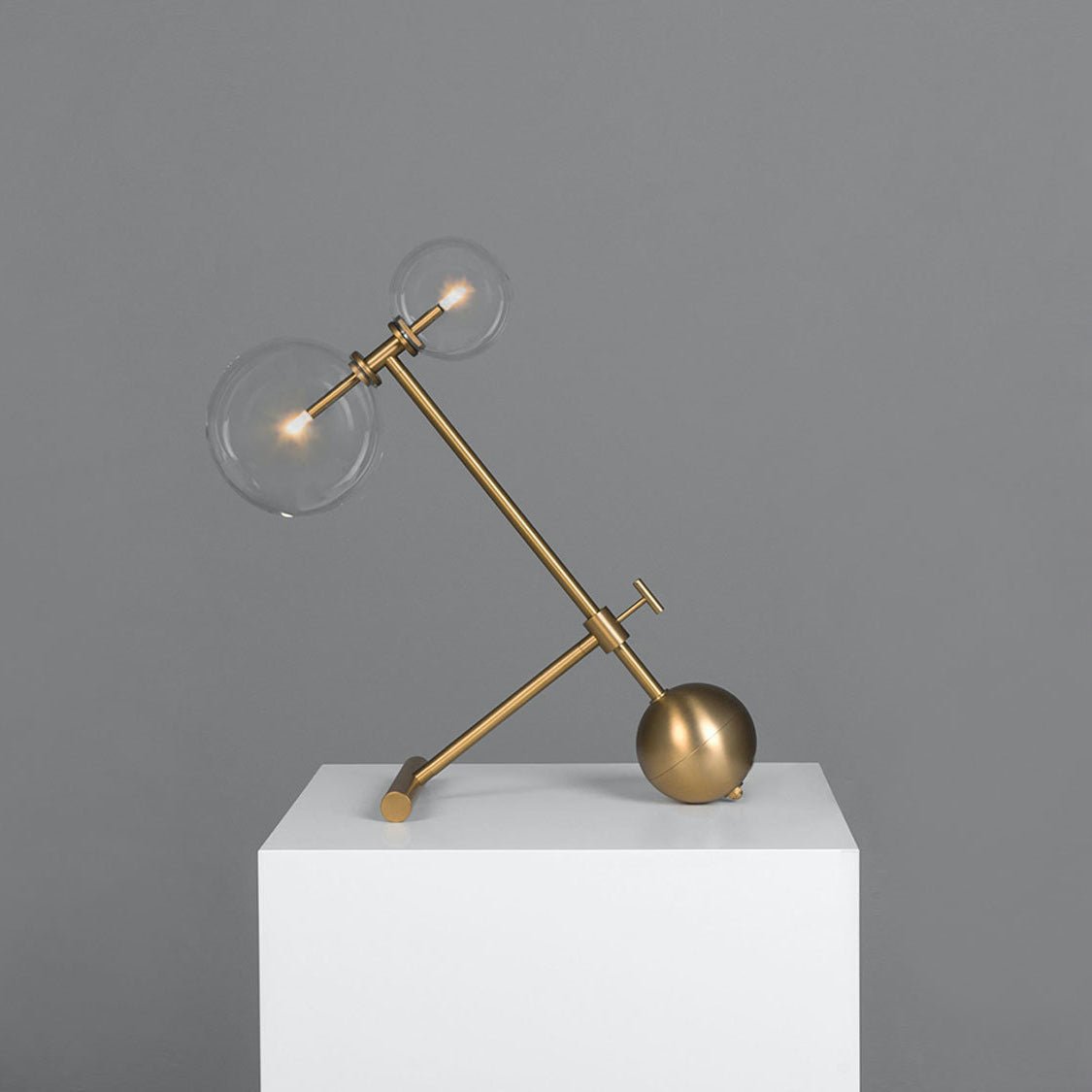Gold Pearl Table Lamp - Blowlighting