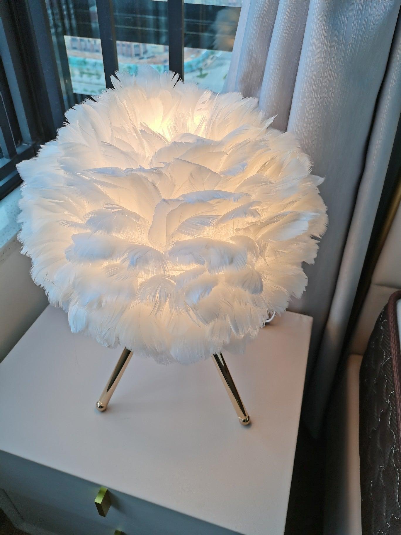 Goose Feather Table Lamp - Blowlighting