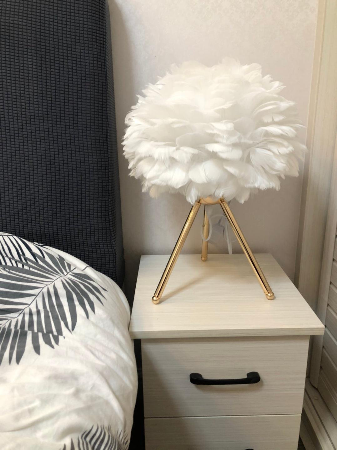 Goose Feather Table Lamp - Blowlighting