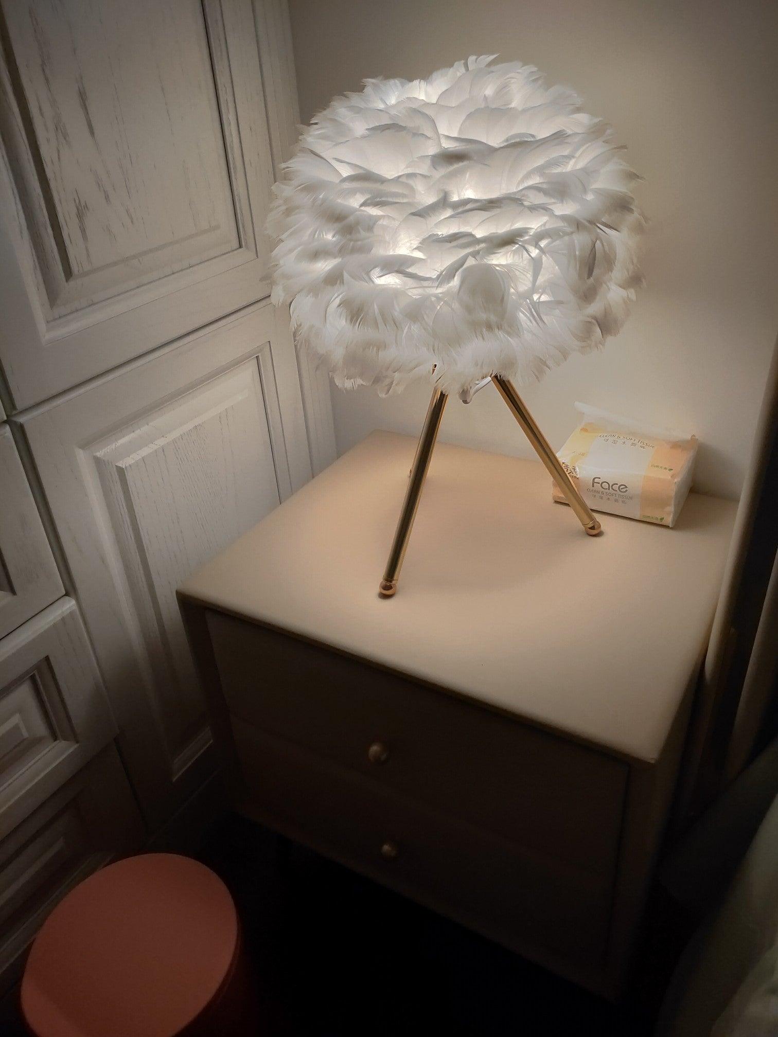 Goose Feather Table Lamp - Blowlighting