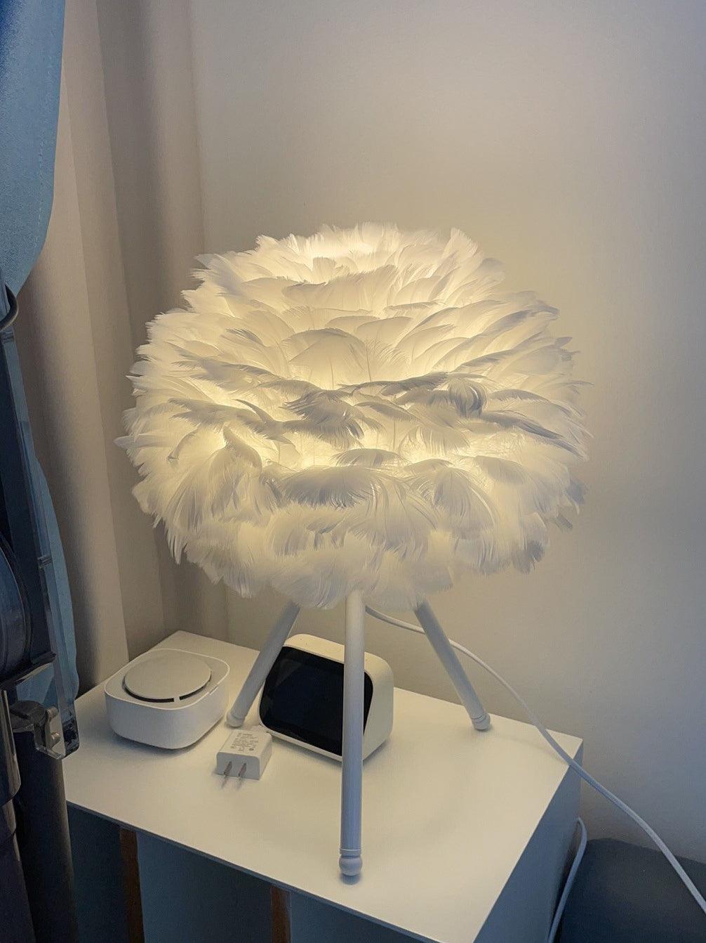 Goose Feather Table Lamp - Blowlighting