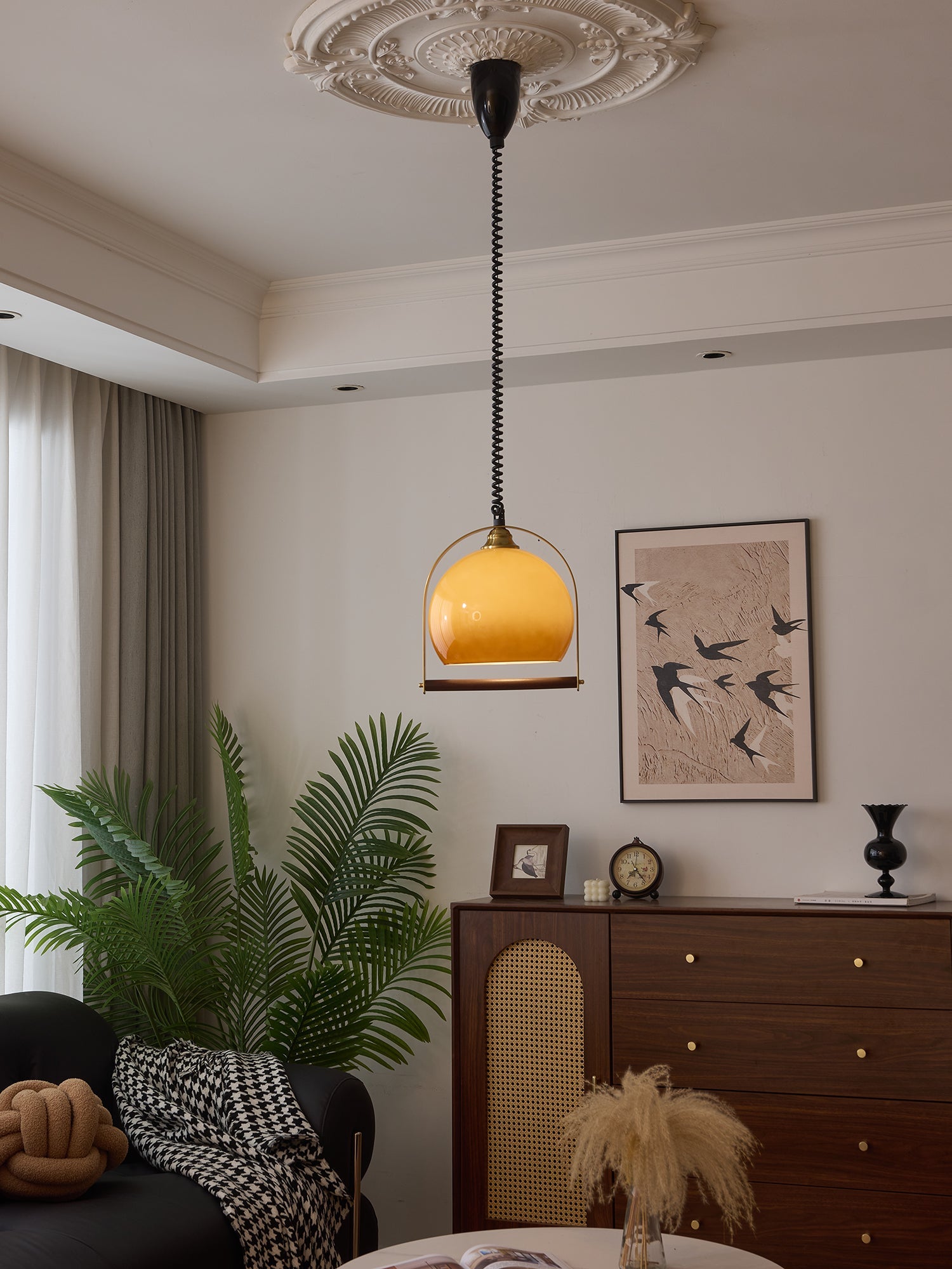 Halcyon Arch Pendant Light - Blowlighting