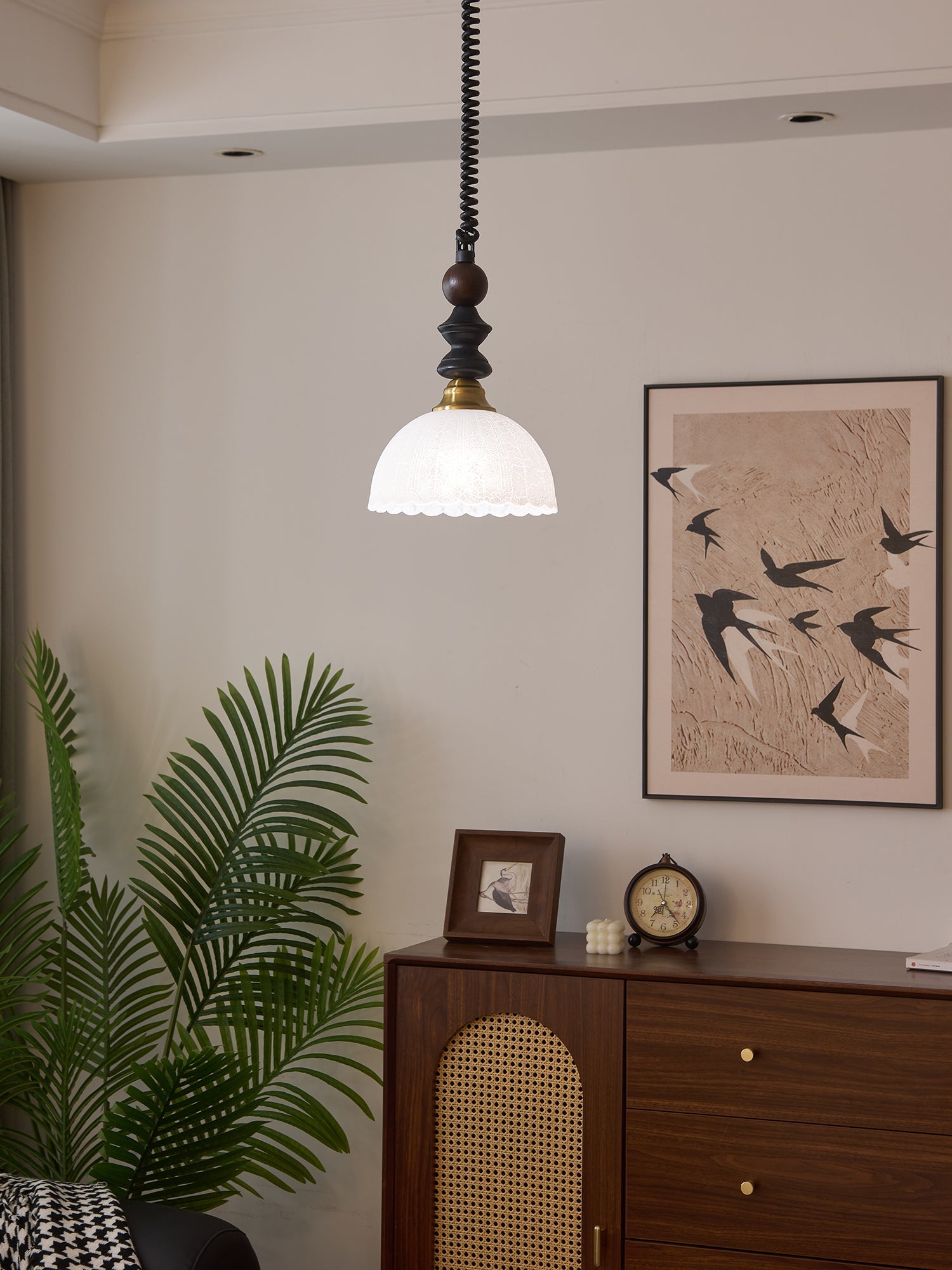 Halcyon Arch Pendant Light - Blowlighting