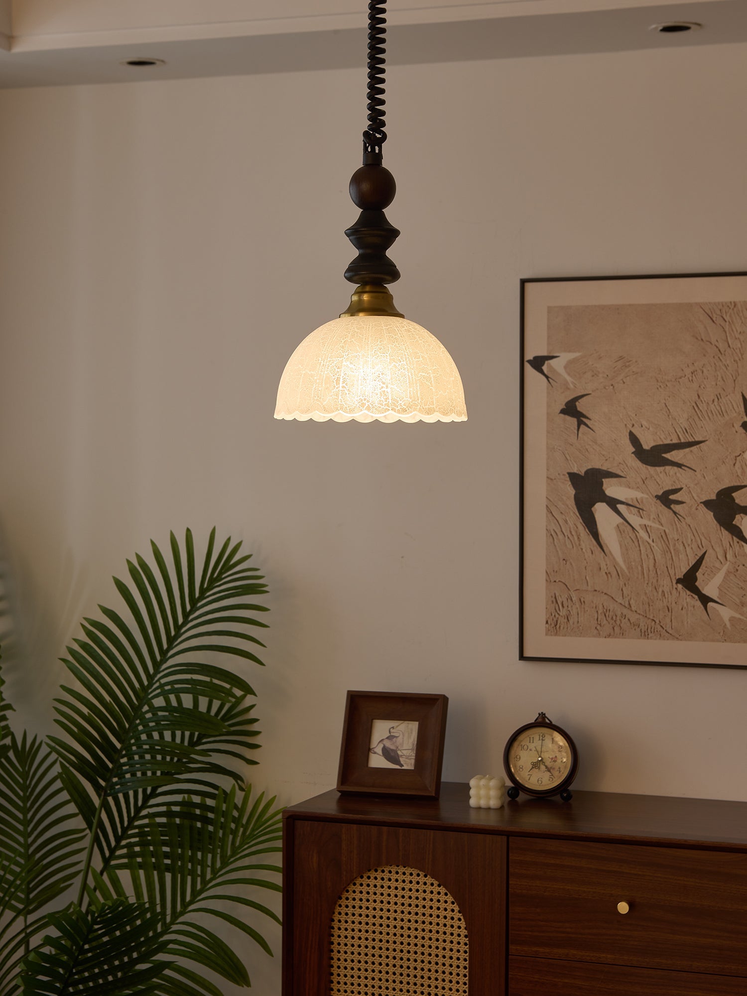 Halcyon Arch Pendant Light - Blowlighting