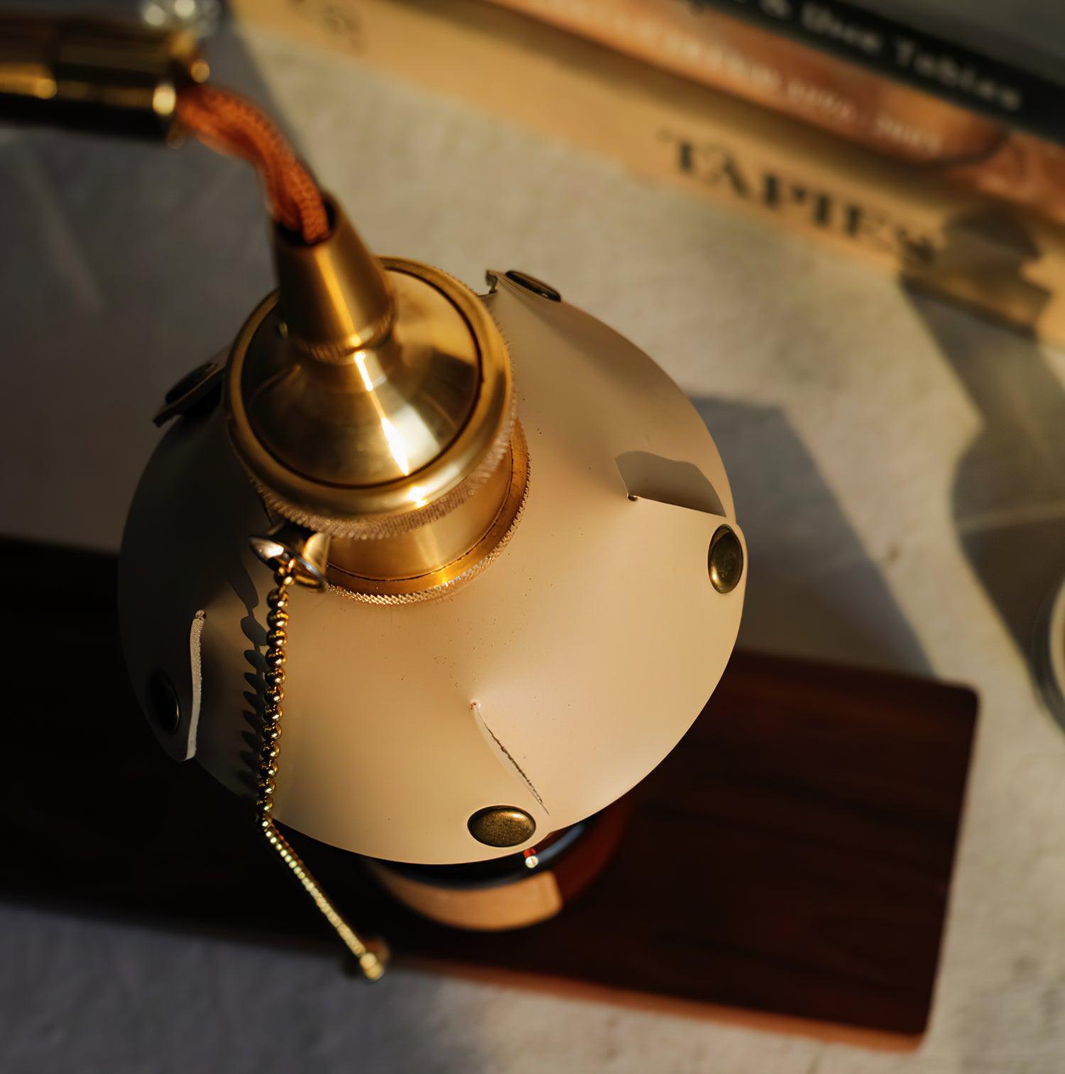 Harnik Retro Table Lamp - Blowlighting