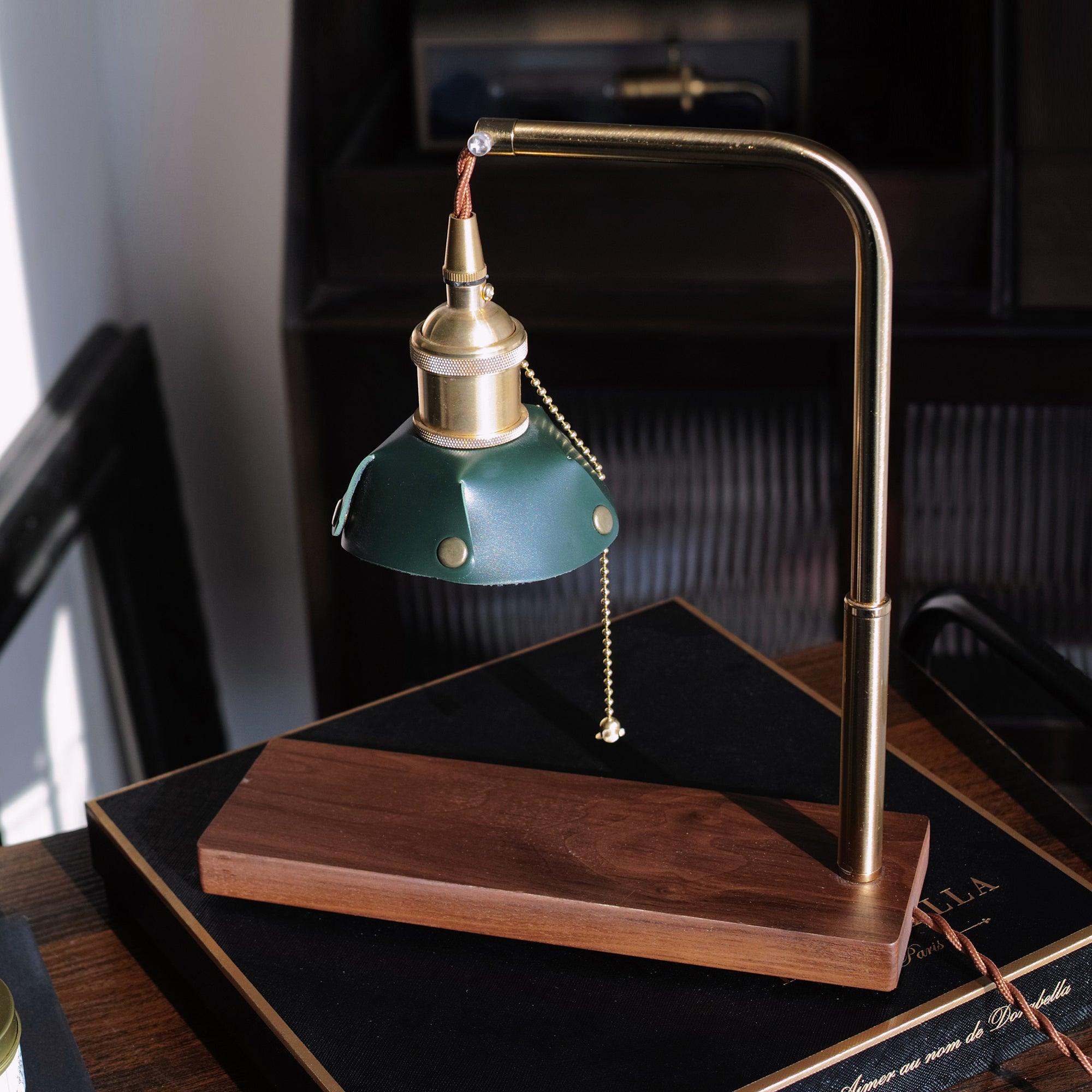 Harnik Retro Table Lamp - Blowlighting