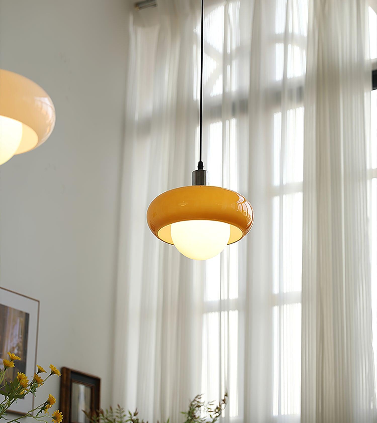 Harvey Pendant Lamp - Blowlighting