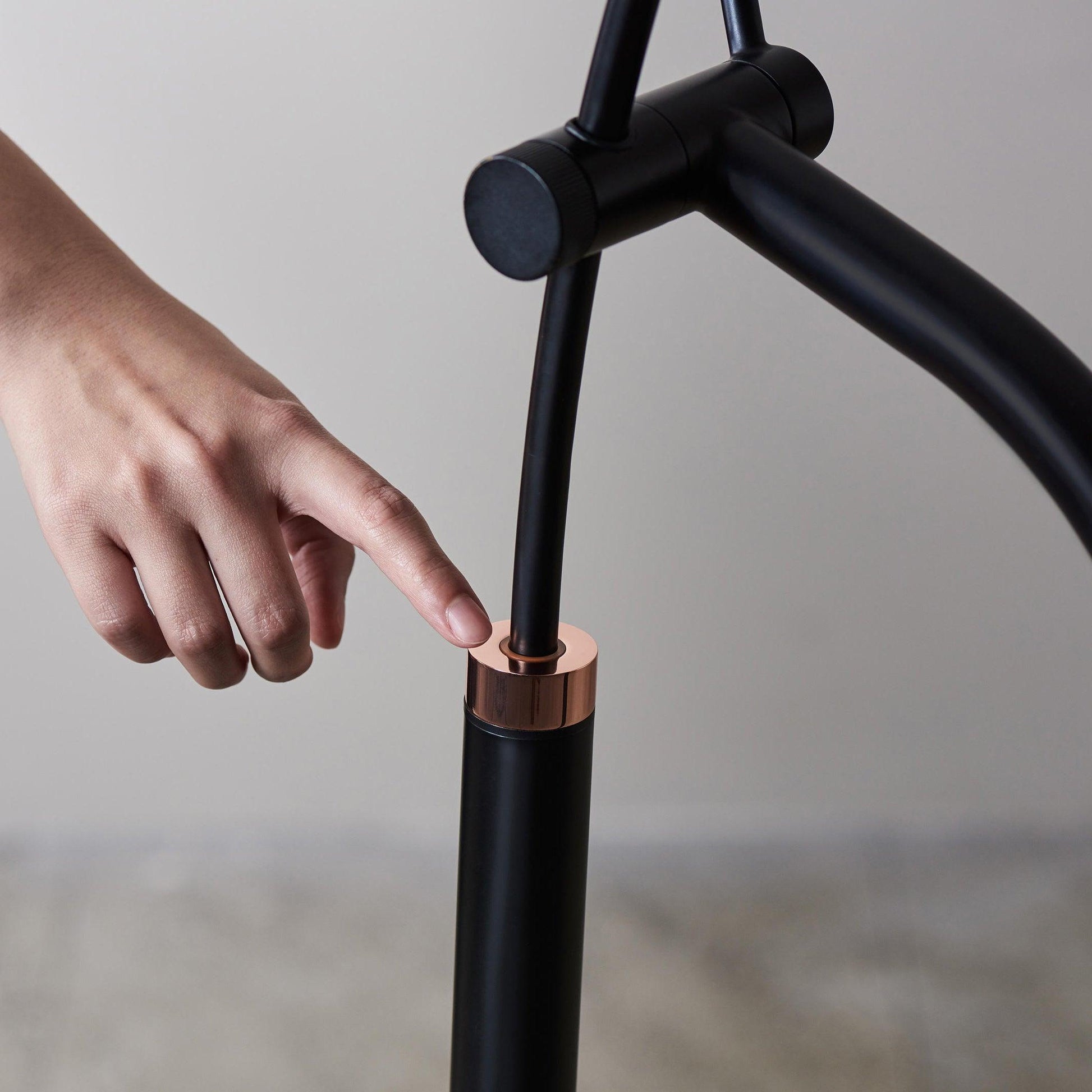 Hercules Floor Lamp - Blowlighting