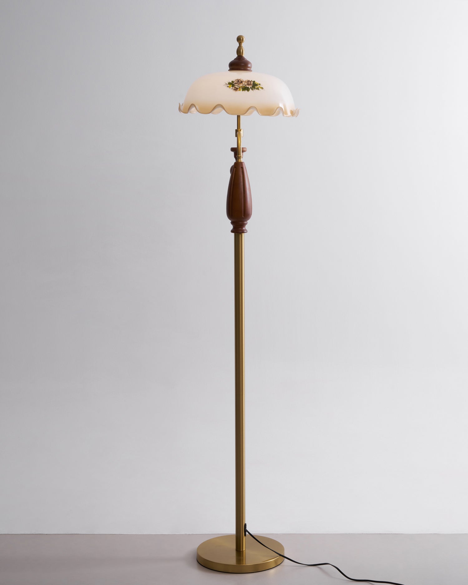 Heritage Bloom Floor Lamp - Blowlighting