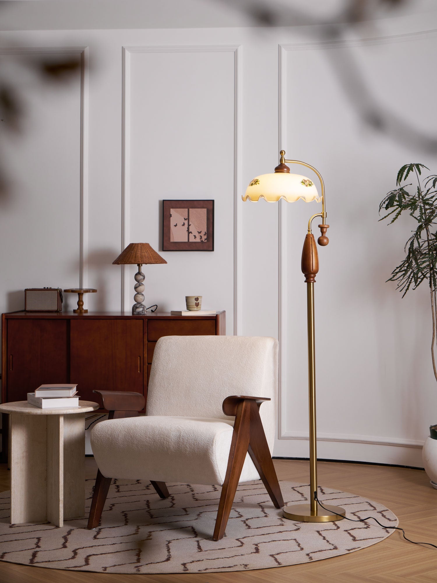 Heritage Bloom Floor Lamp - Blowlighting