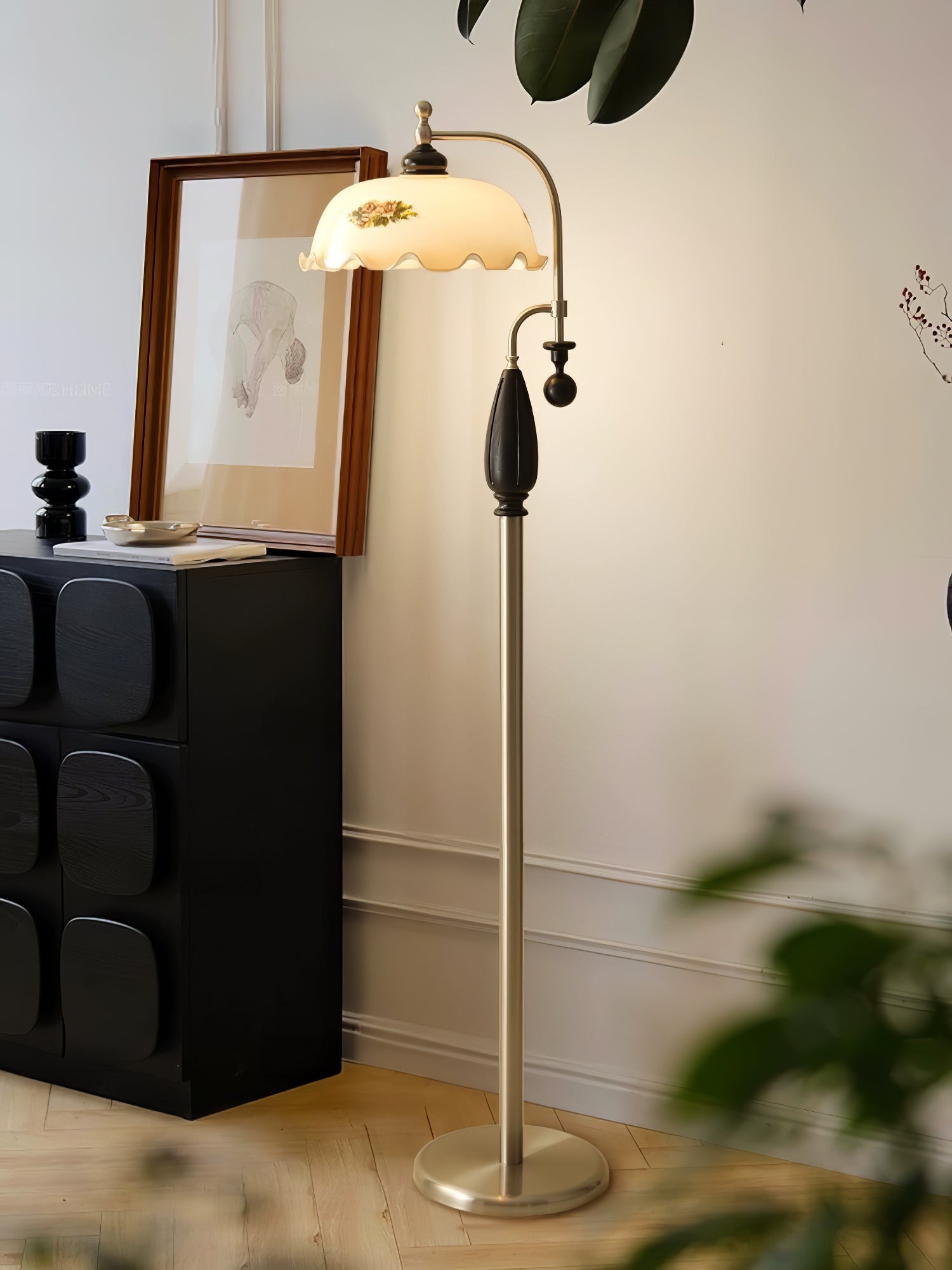 Heritage Bloom Floor Lamp - Blowlighting