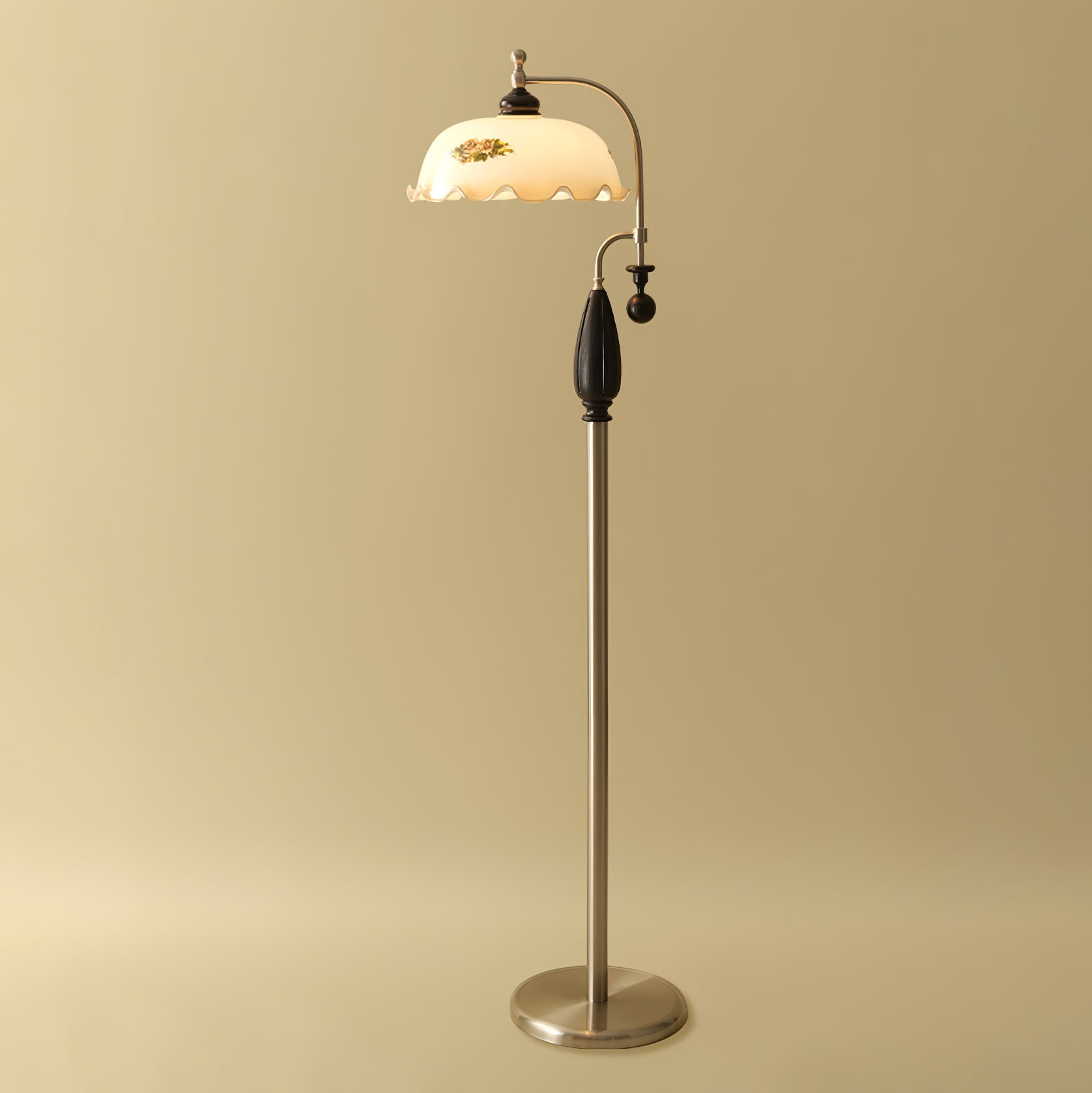 Heritage Bloom Floor Lamp - Blowlighting