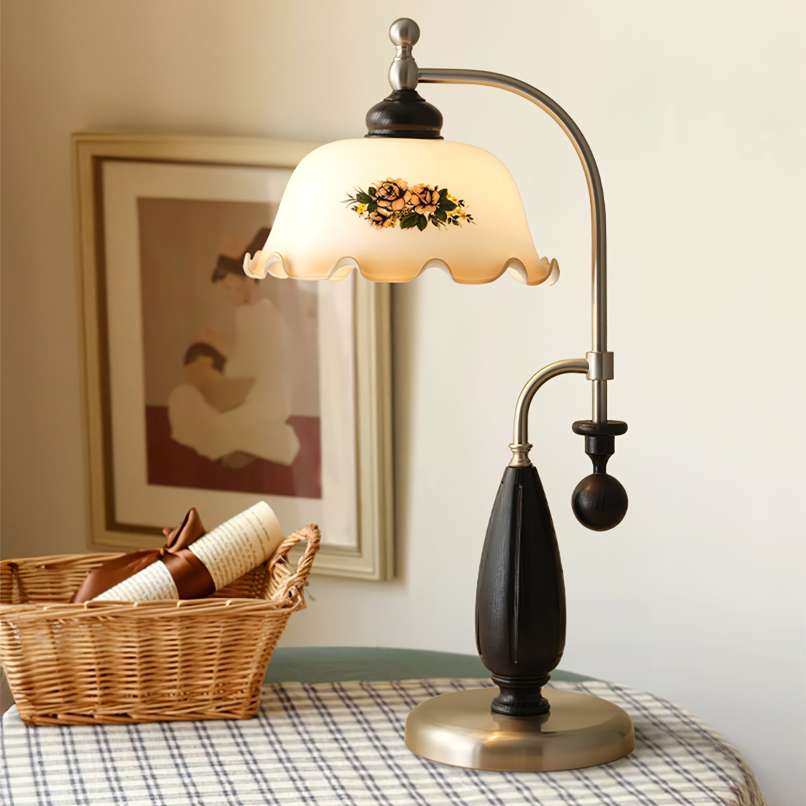 Heritage Bloom Table Lamp - Blowlighting