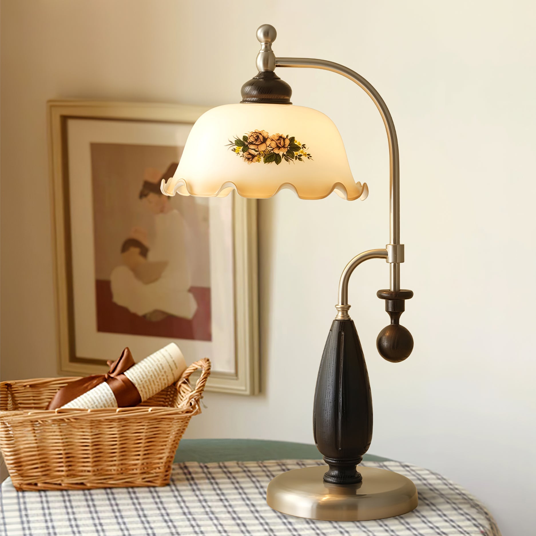 Heritage Bloom Table Lamp - Blowlighting
