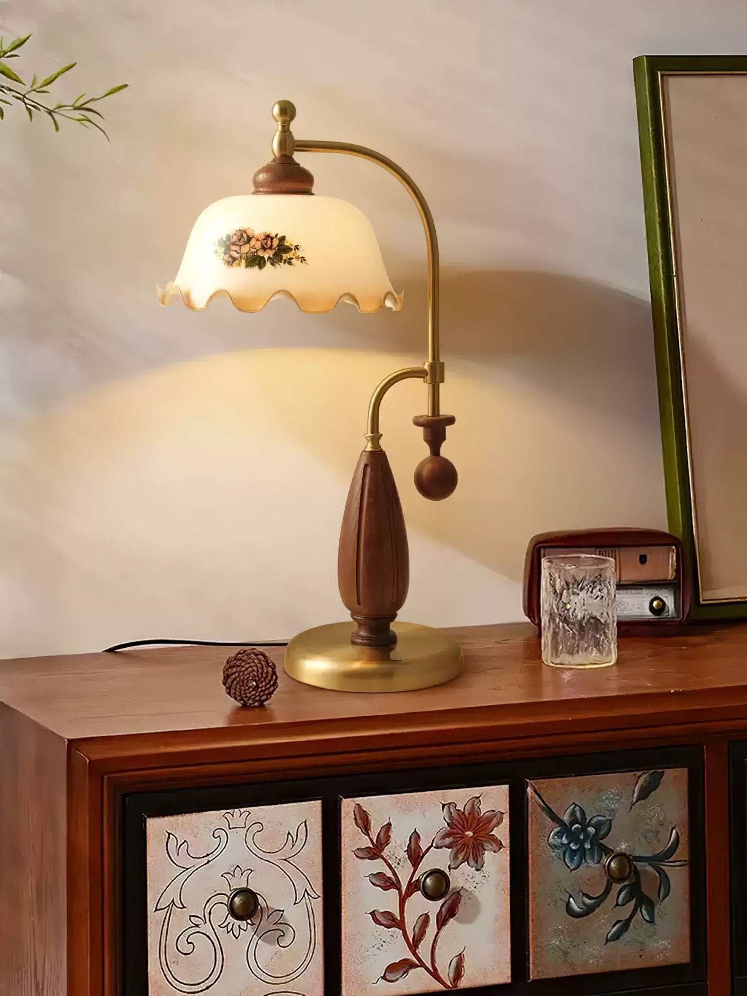 Heritage Bloom Table Lamp - Blowlighting