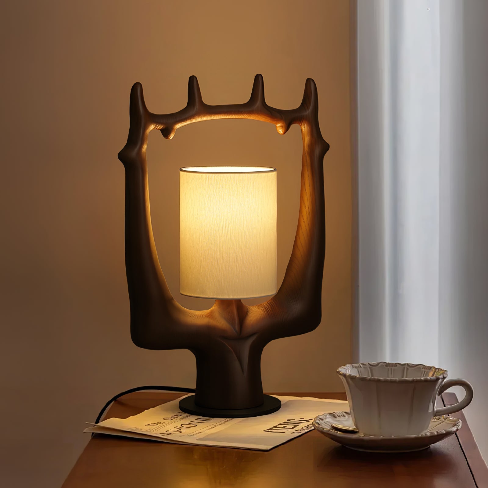 Antler Ring Table Lamp - Blowlighting