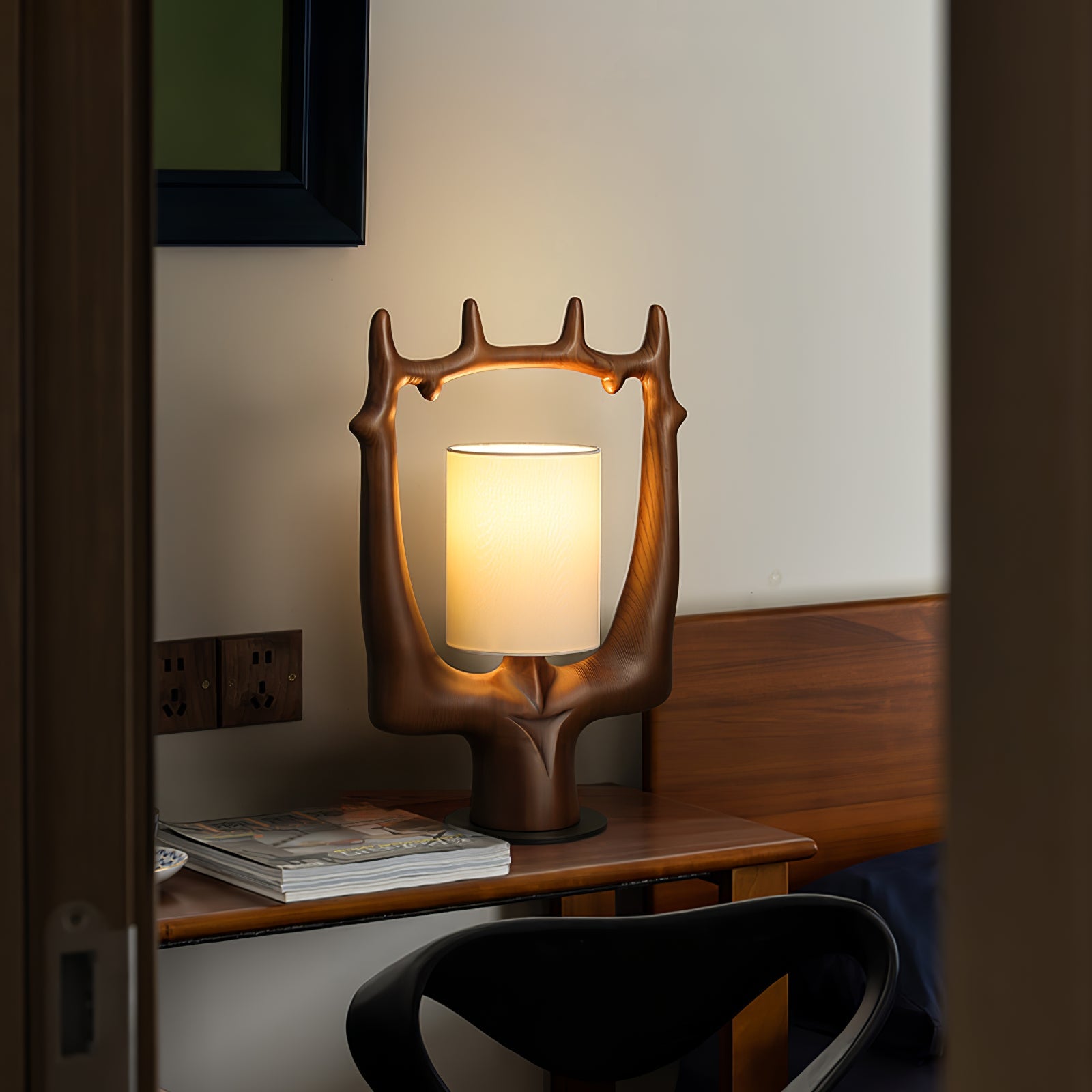 Antler Ring Table Lamp - Blowlighting