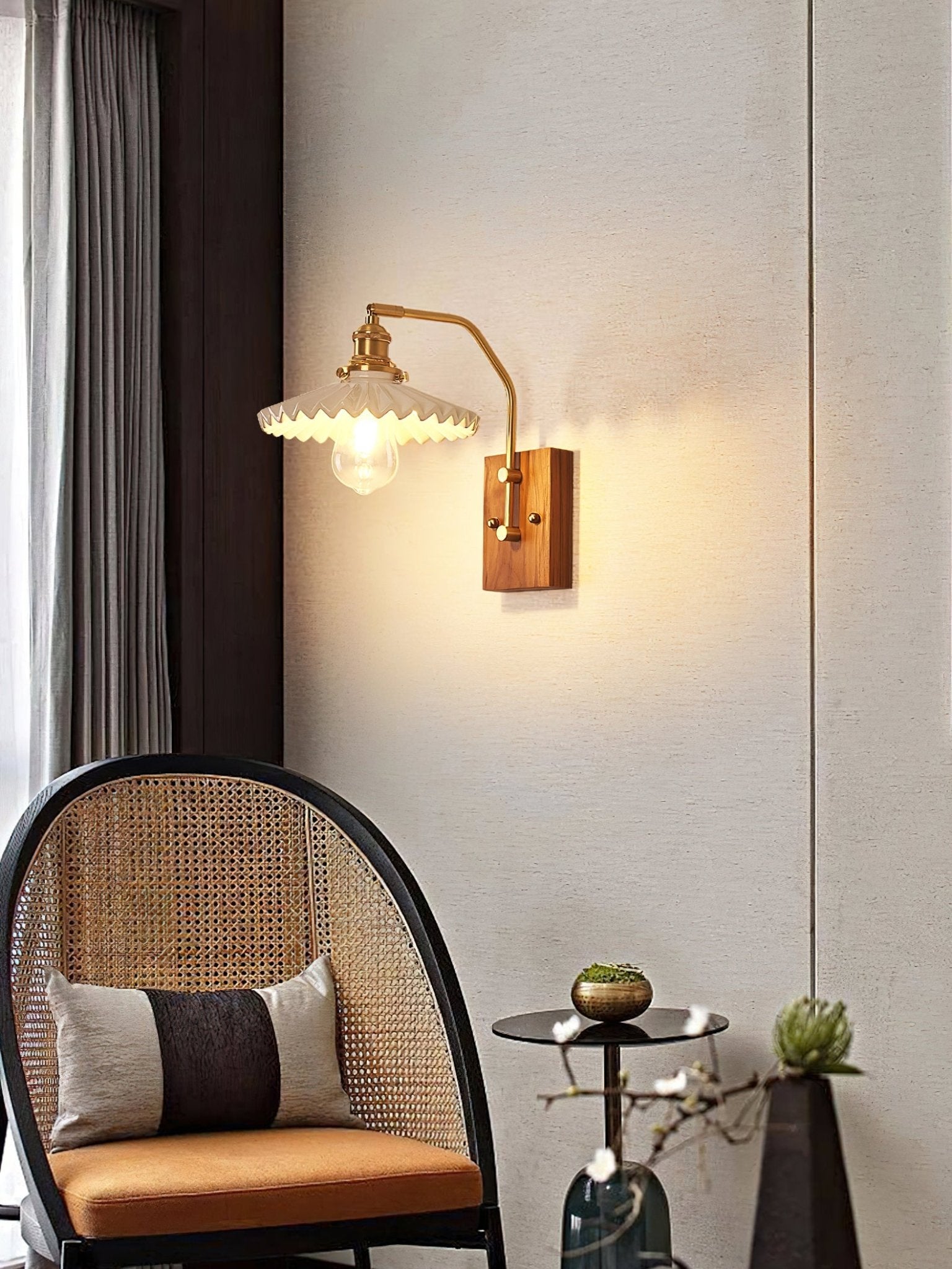 Heritage Walnut Wall Lamp - Blowlighting